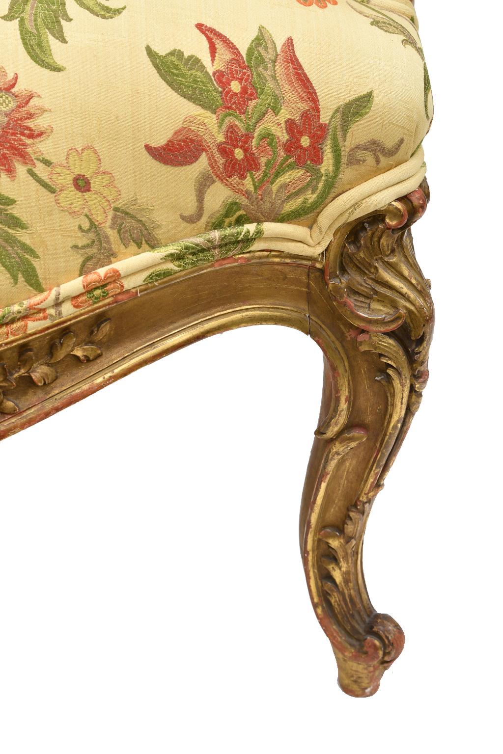 Pair of French Giltwood Armchairs/Fauteuil à la Reine by François Linke 4