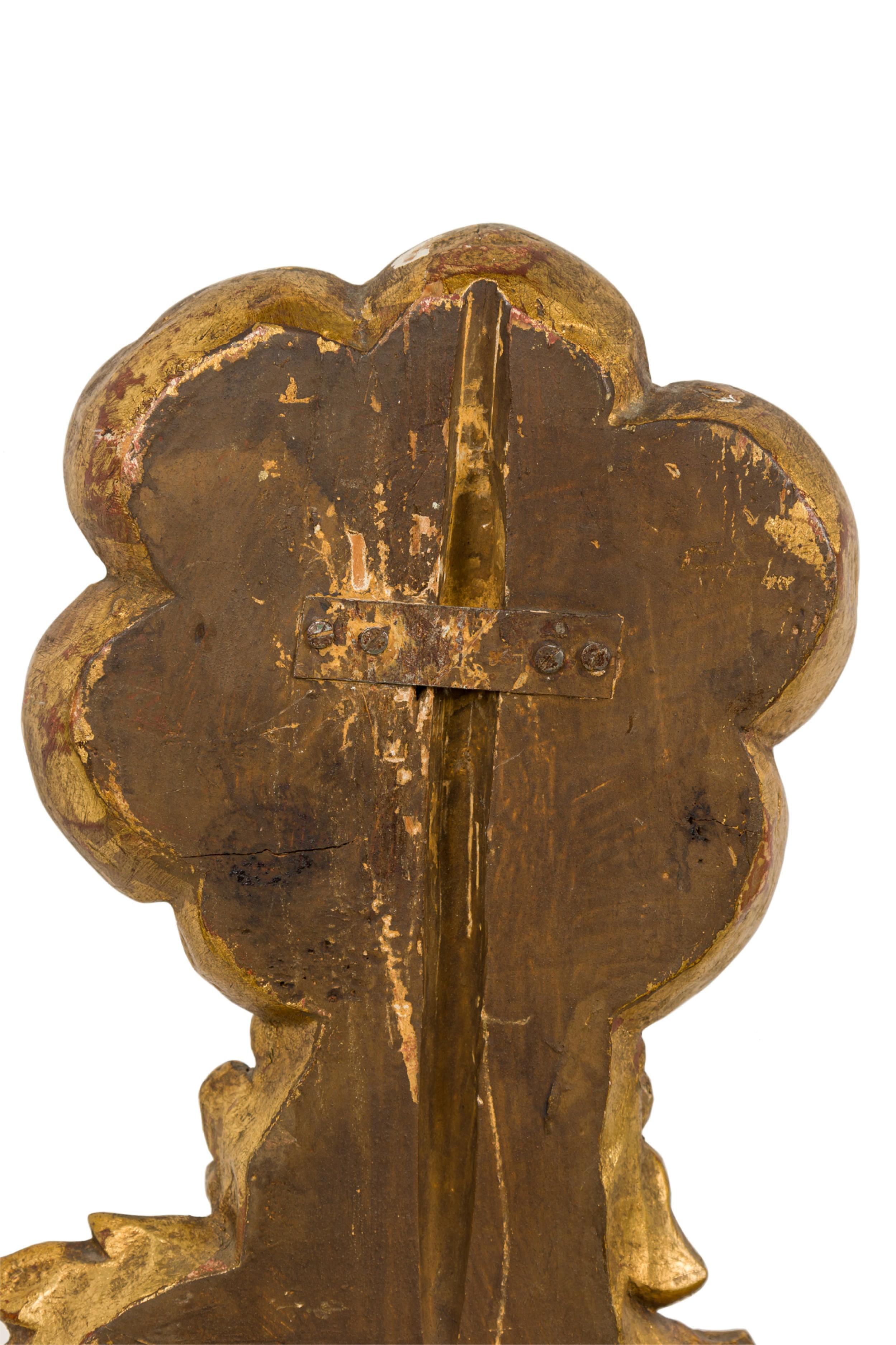 Coppia di sconsole da parete in legno dorato francese Luigi XV in vendita 2