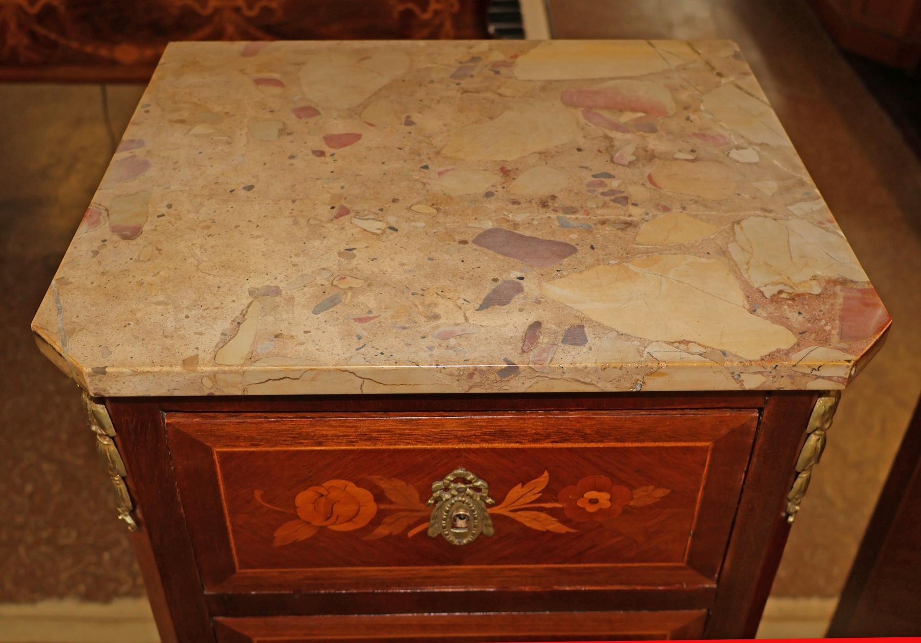 Pair of French Louis XV Inlaid Marble Top Semainier Lingerie Chests Circa 1910 For Sale 10