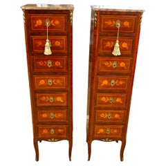 Commodes and Chests of Drawers