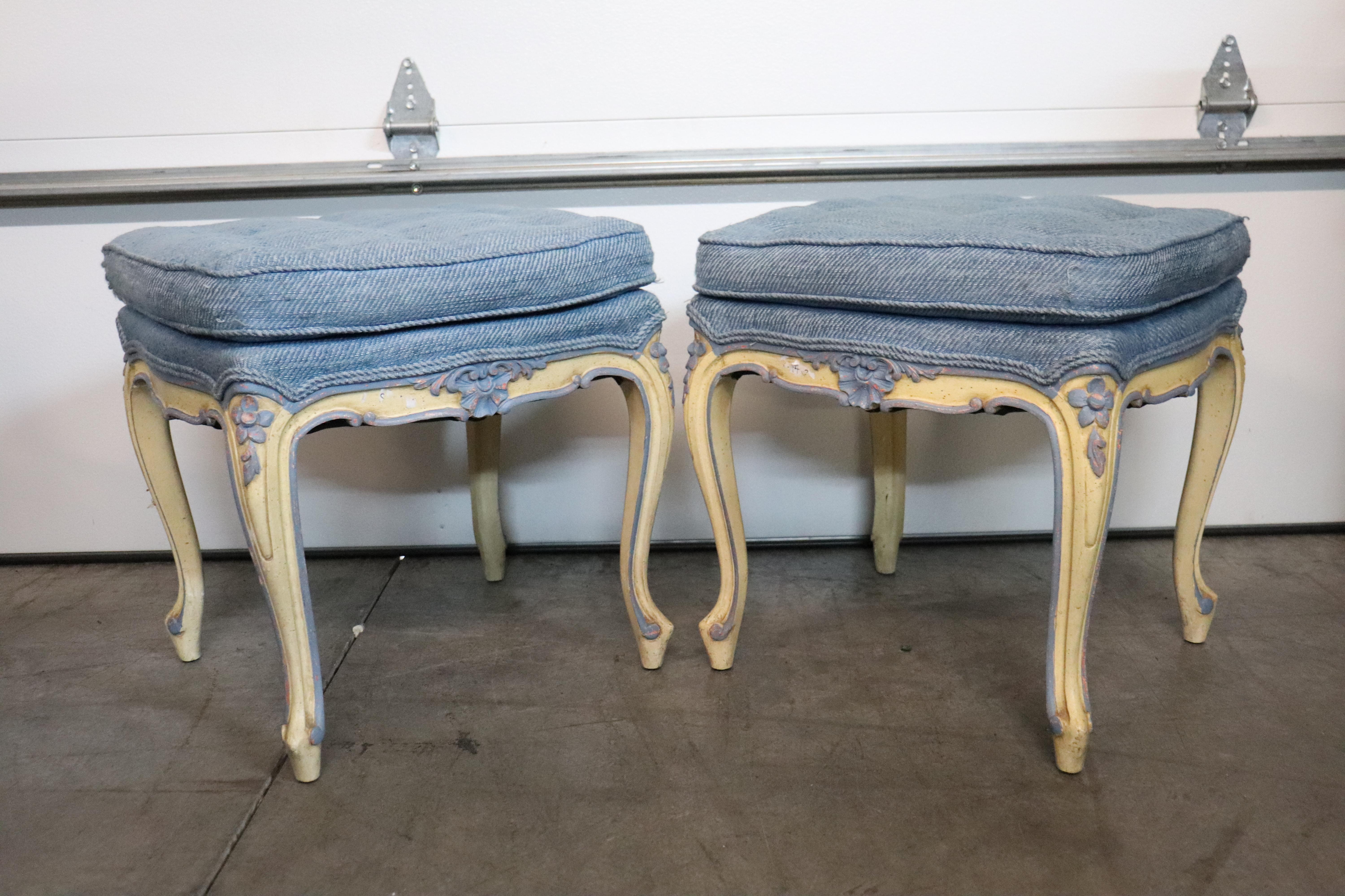 This is a beautiful pair of American-made French style stools in a beautiful blue with matching blue accents. The stools are in good condition and measure 20.5 x 20.5 x 19 inches tall and date to the 1940s era.