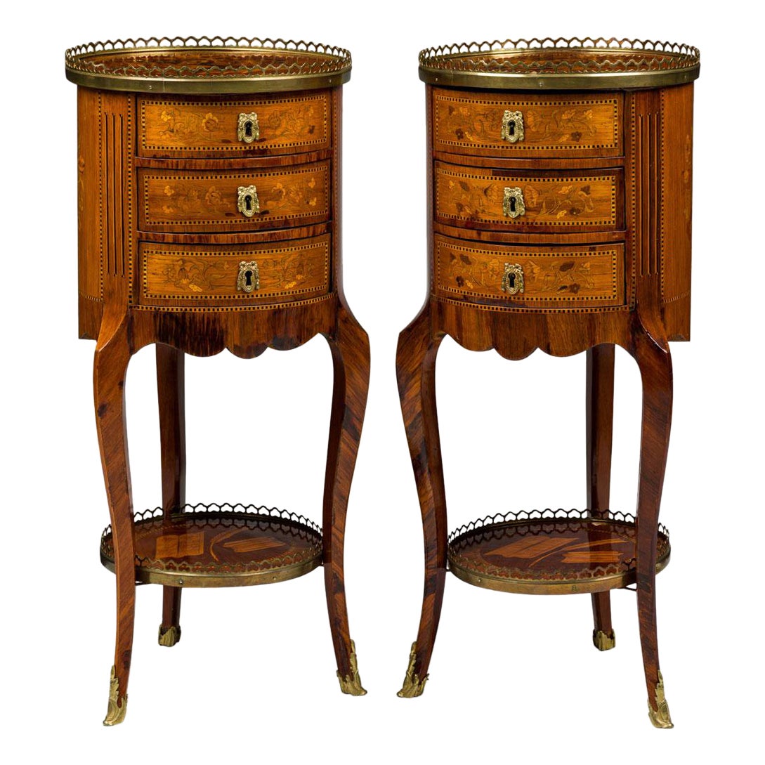 Pair of French Louis XV Round 3 Drawer Bedside Table For Sale