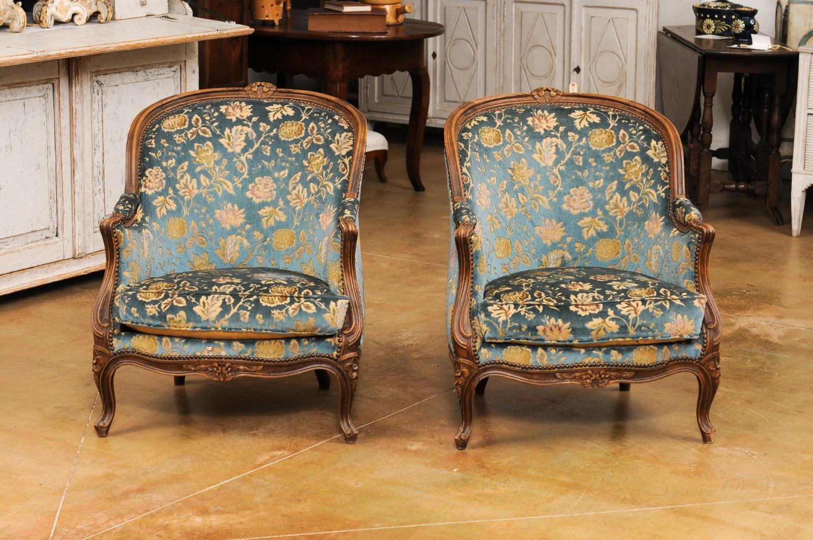 Pair of French Louis XV Style 19th Century Carved Walnut Bergères Chairs 7
