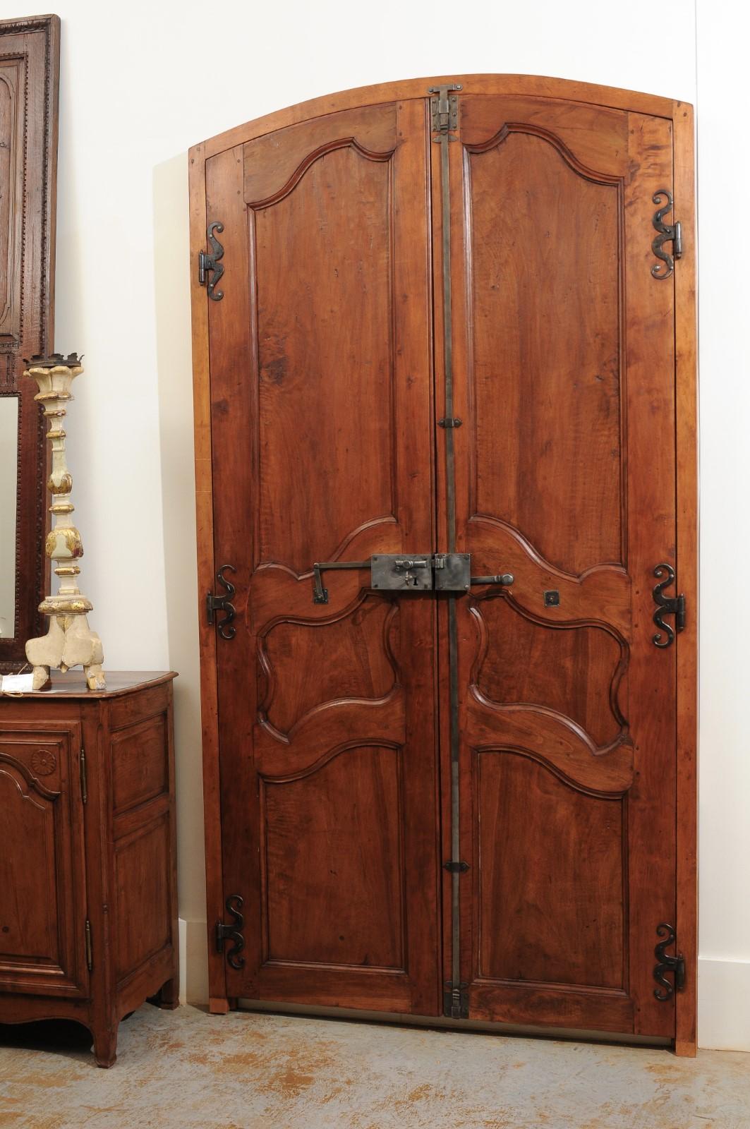 Pair of French Louis XV Style 19th Century Doors in Alder Wood with Custom Frame In Good Condition In Atlanta, GA