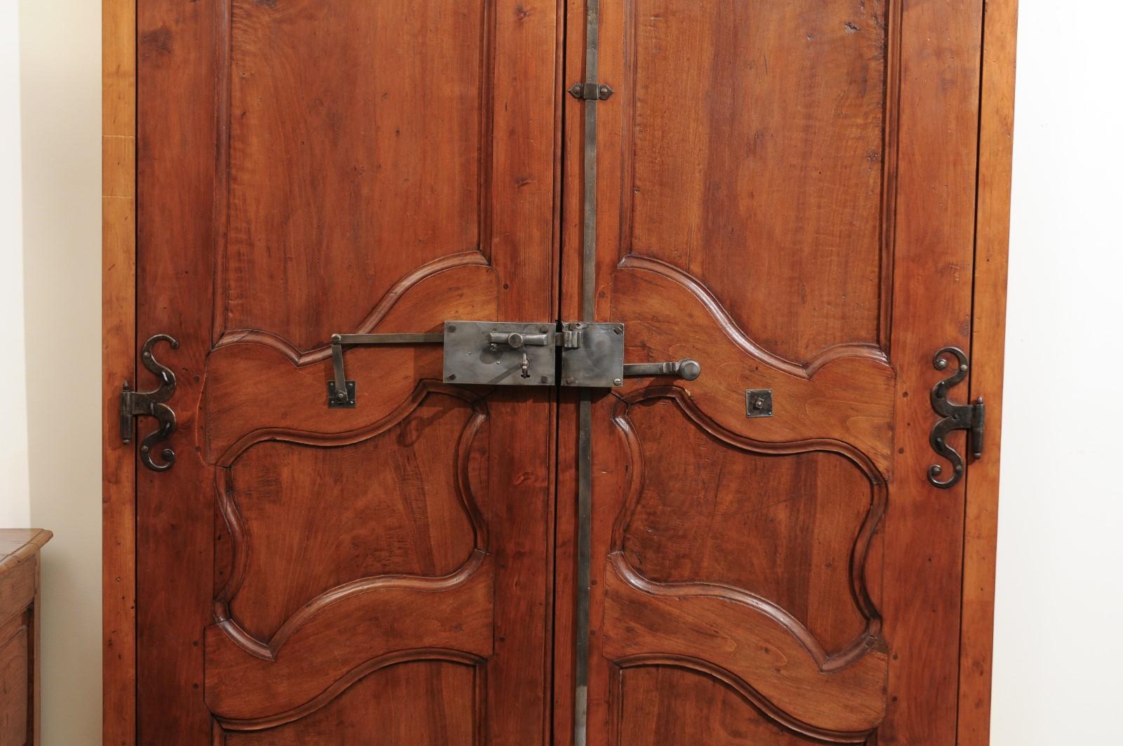Pair of French Louis XV Style 19th Century Doors in Alder Wood with Custom Frame 2