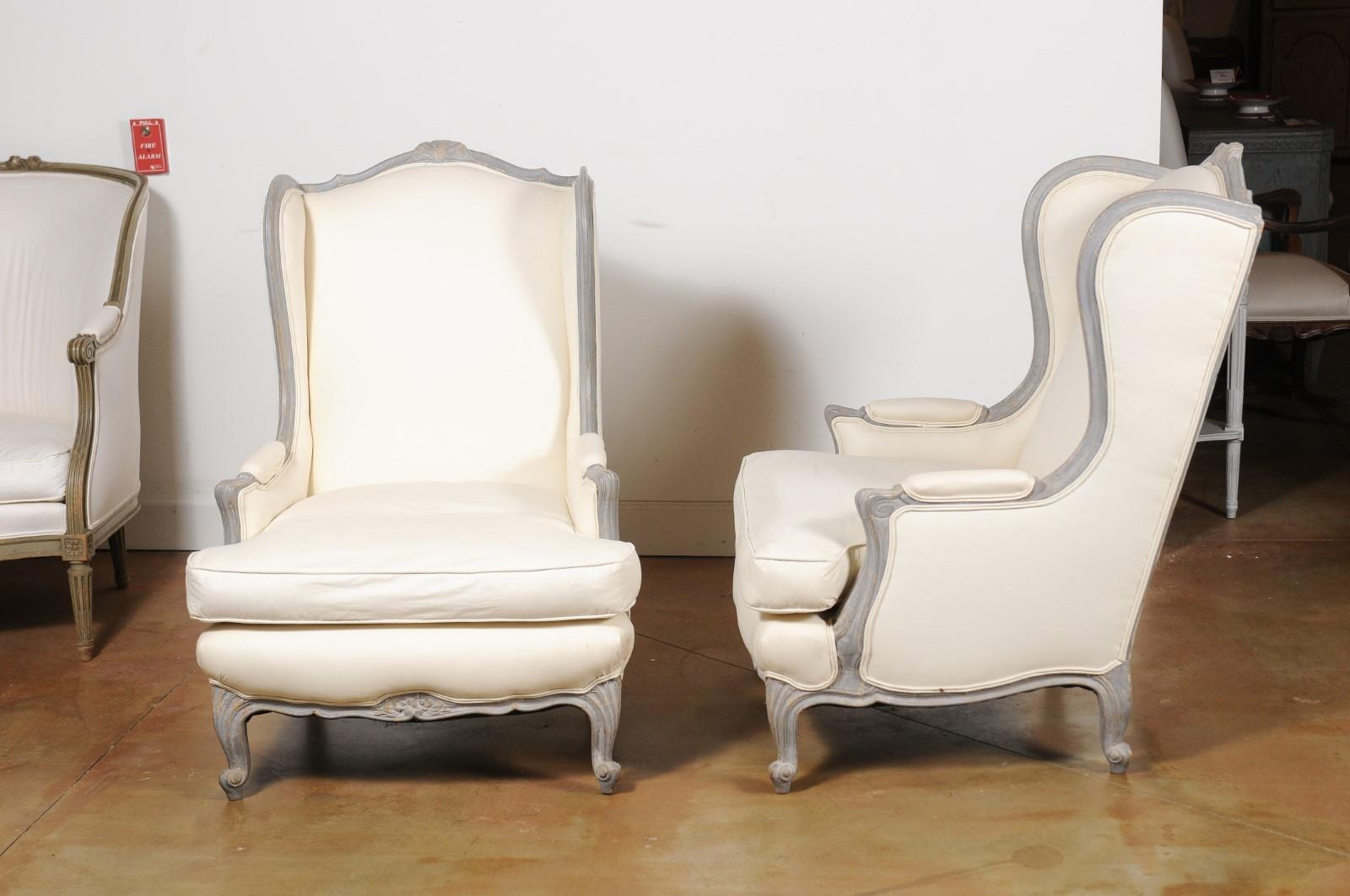 Pair of French Louis XV Style 19th Century Wingback Bergères with New Upholstery For Sale 3