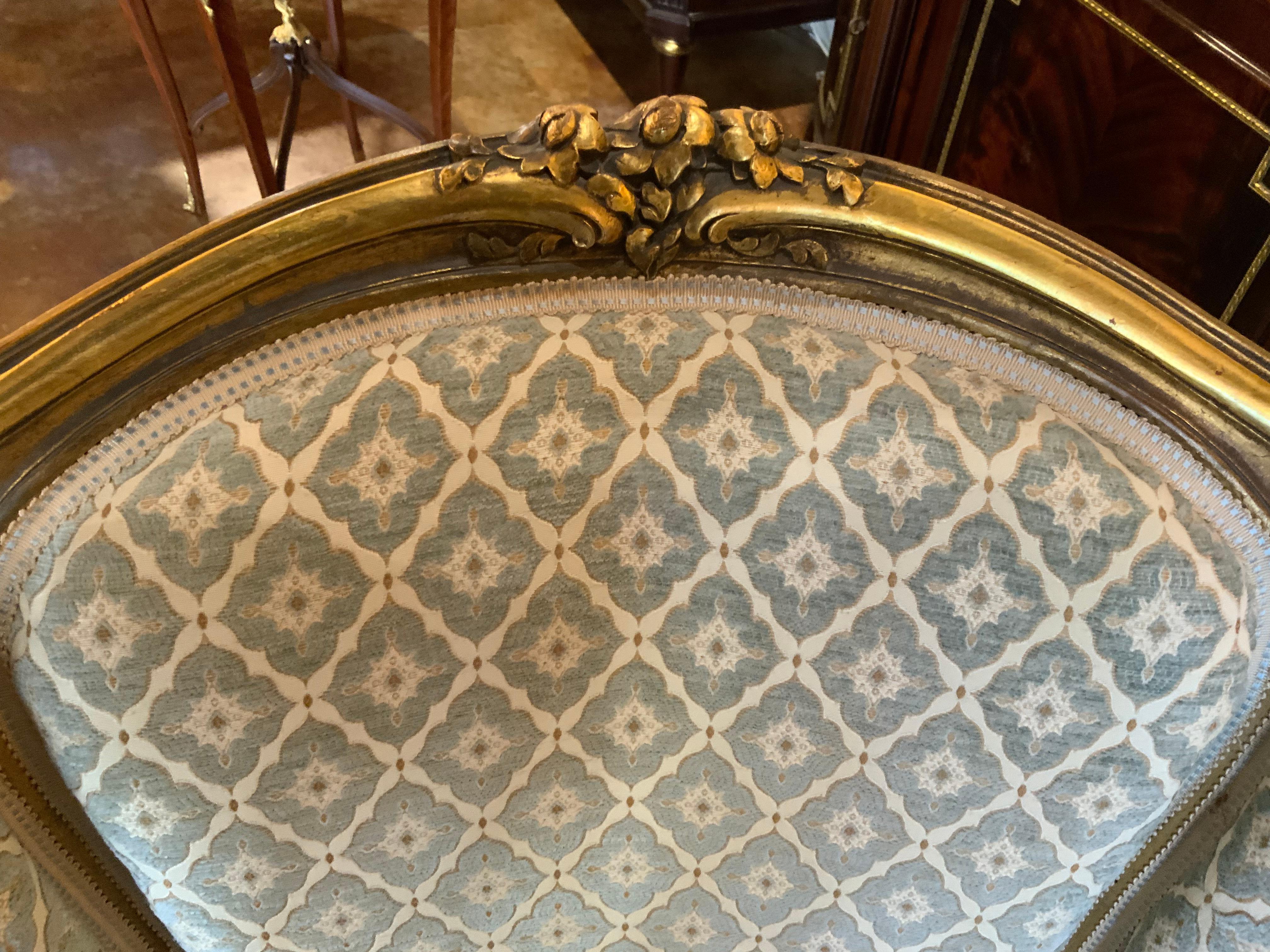 Pair of French Louis XV—Style antique giltwood bergere chairs For Sale 1