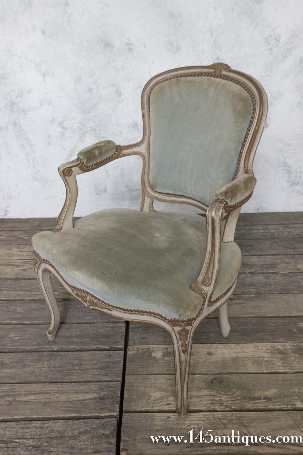 Early 20th Century Pair of French Louis XV Style Armchairs in Sage Green Velvet For Sale