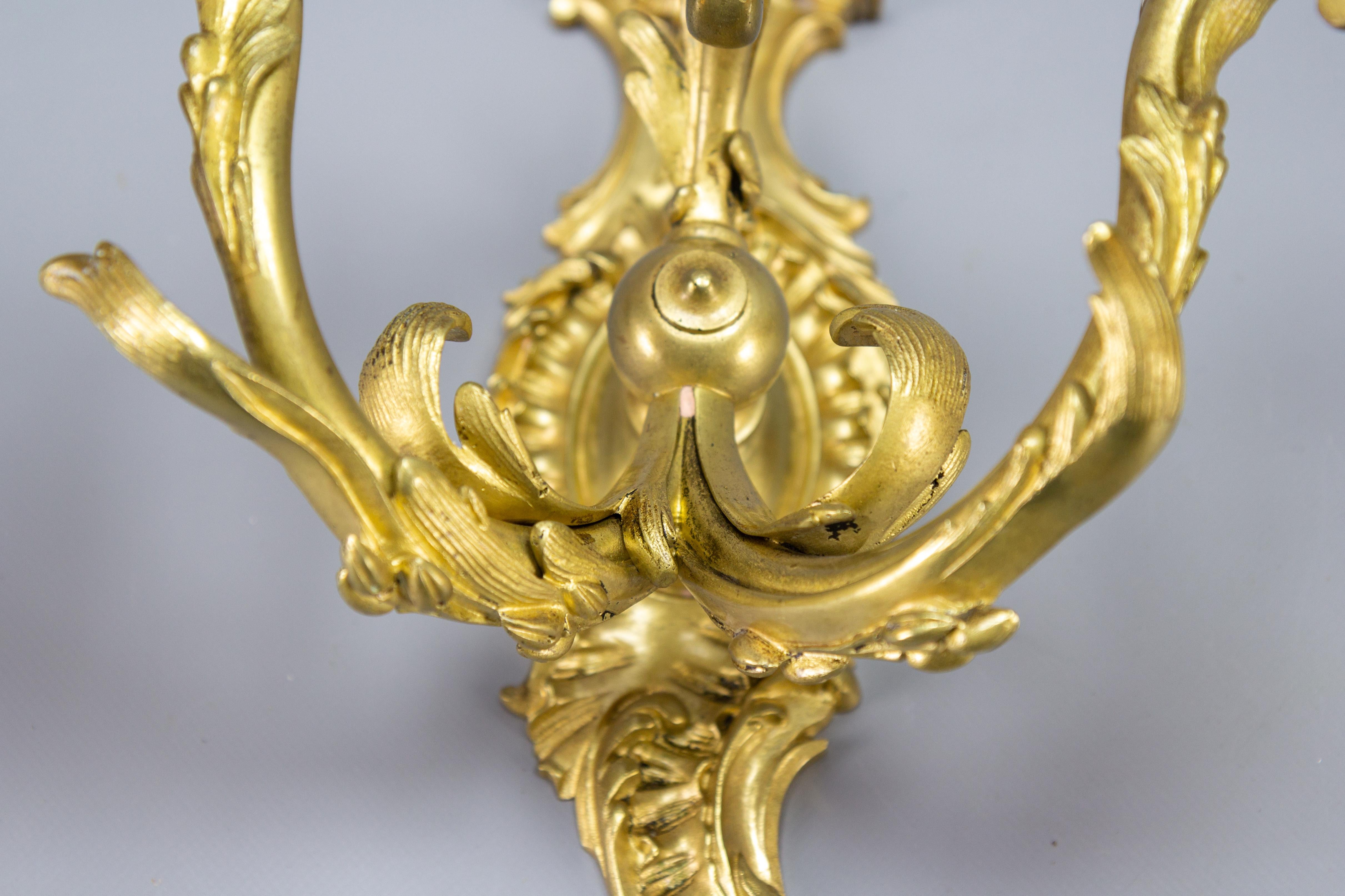 Pair of French Louis XV Style Bronze and Brown Glass Twin Arm Sconces, ca 1900 For Sale 1