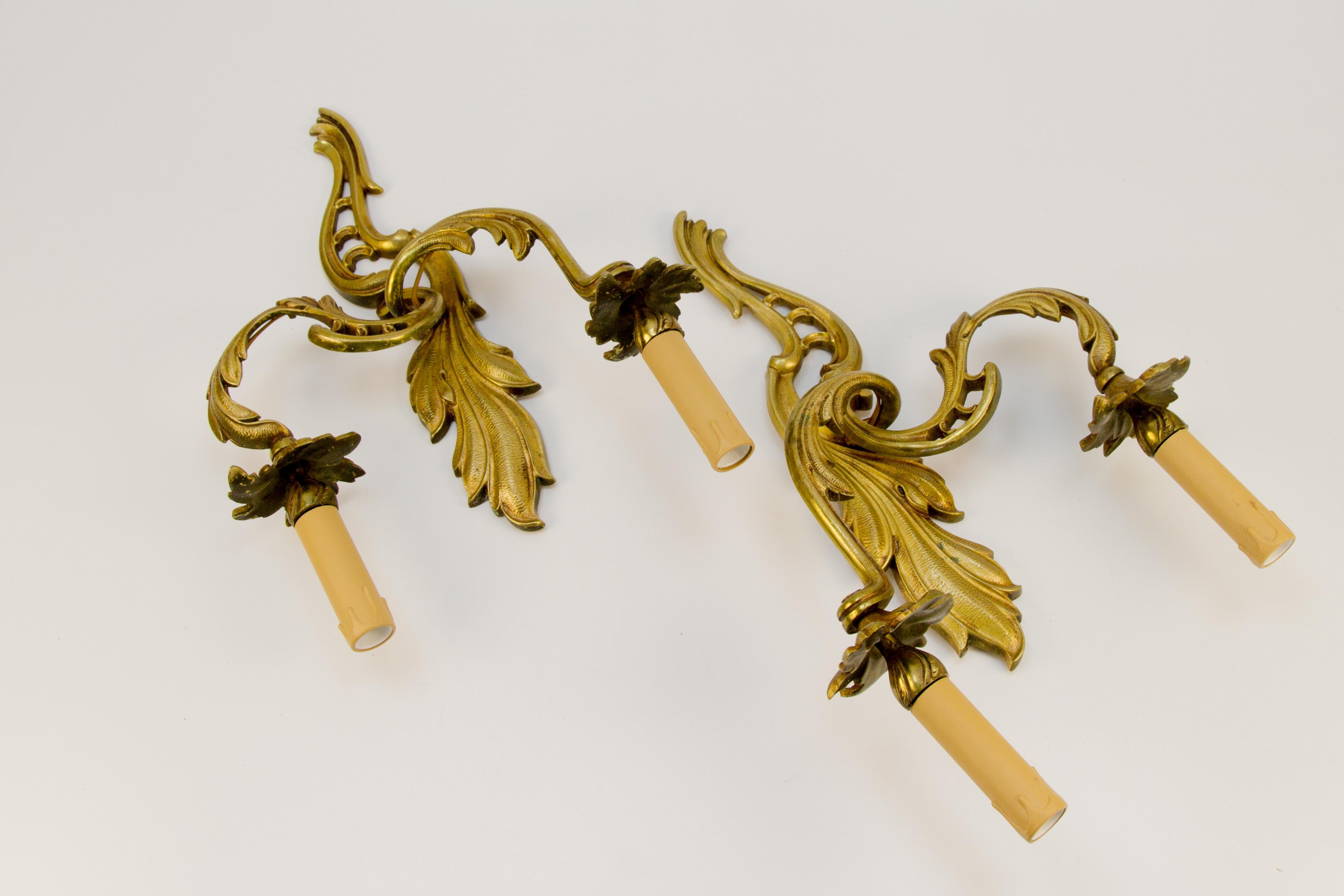 Pair of French Louis XV Style Two-Light Bronze Sconces For Sale 11