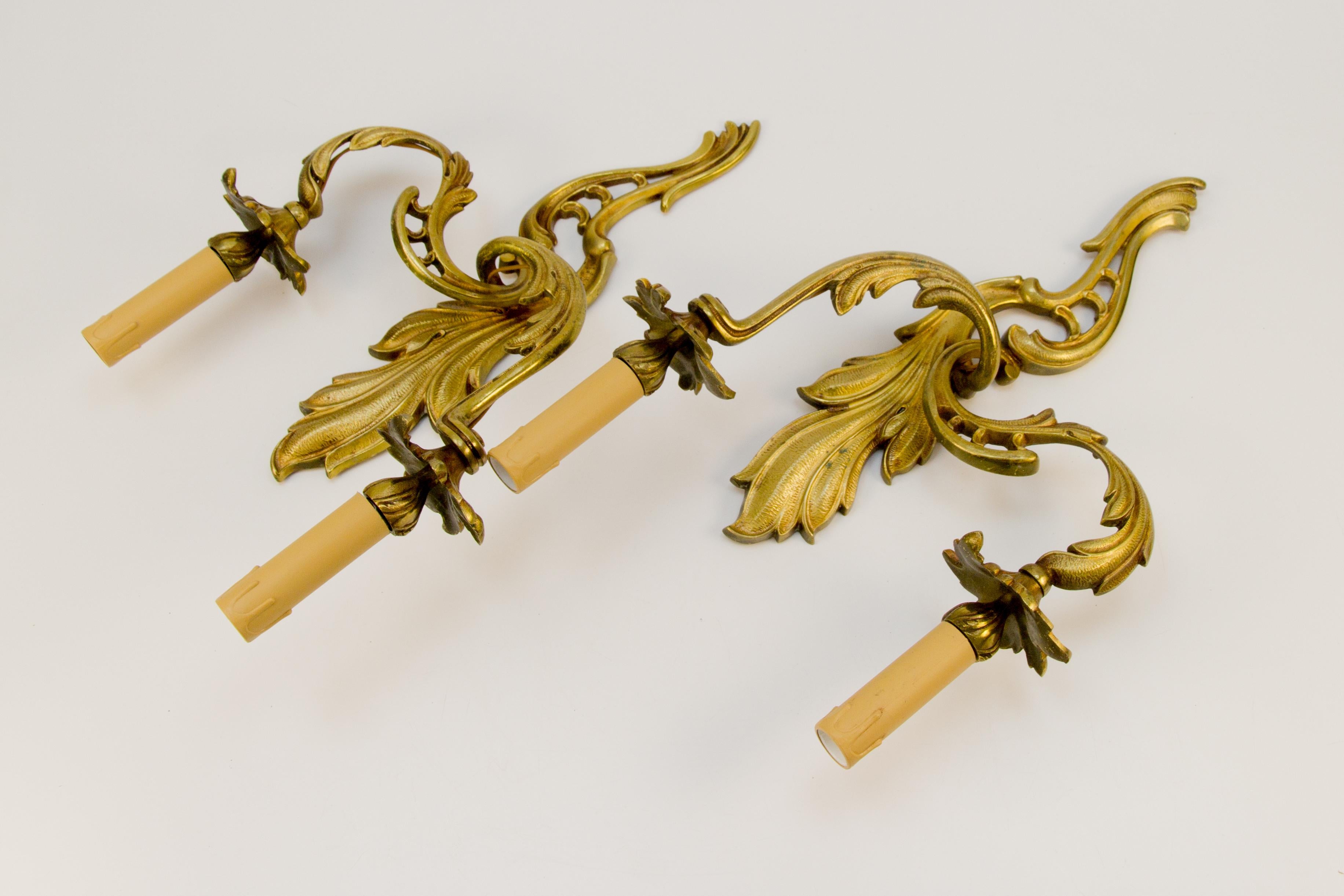 Pair of French Louis XV Style Two-Light Bronze Sconces For Sale 13