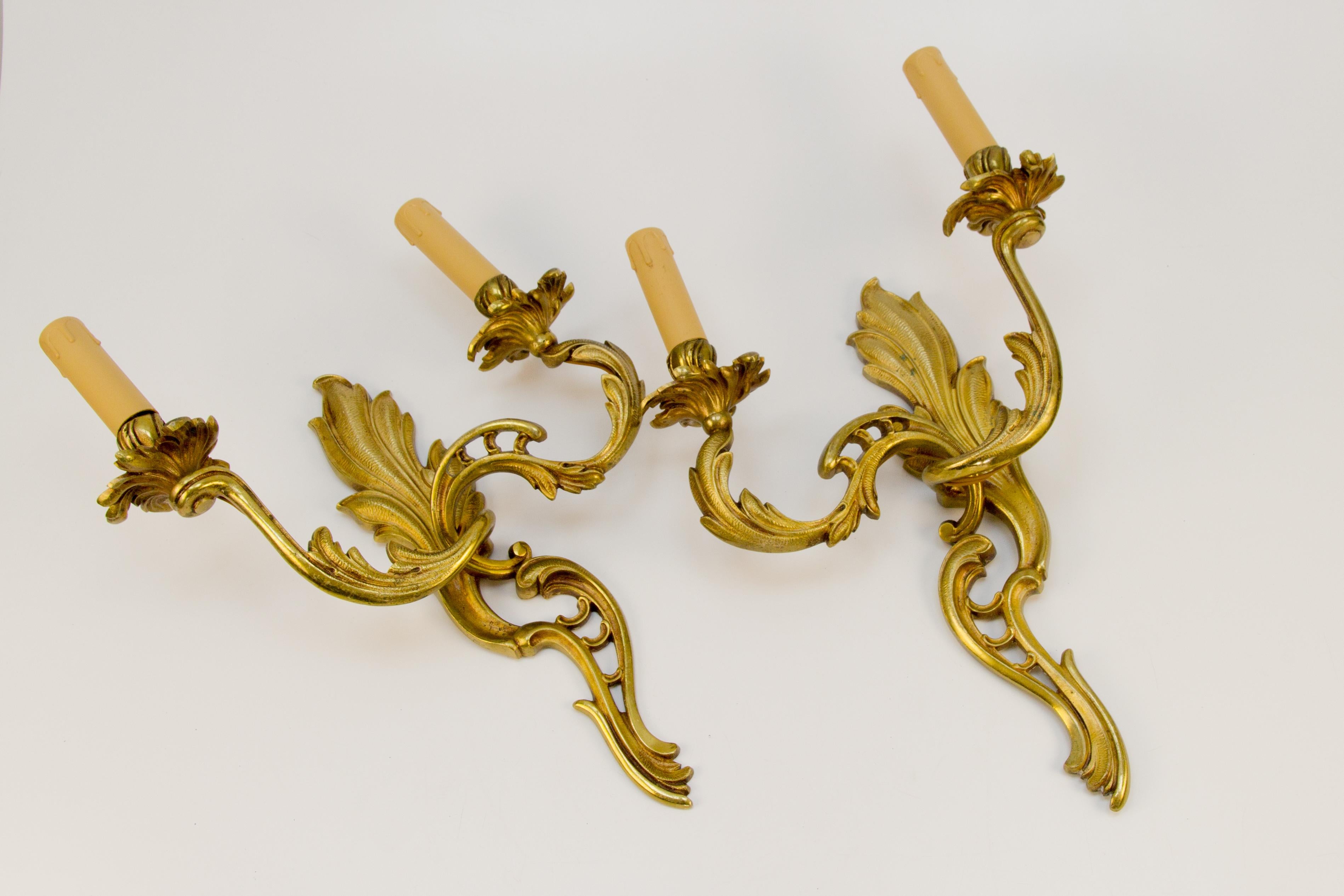 Pair of French Louis XV Style Two-Light Bronze Sconces For Sale 15