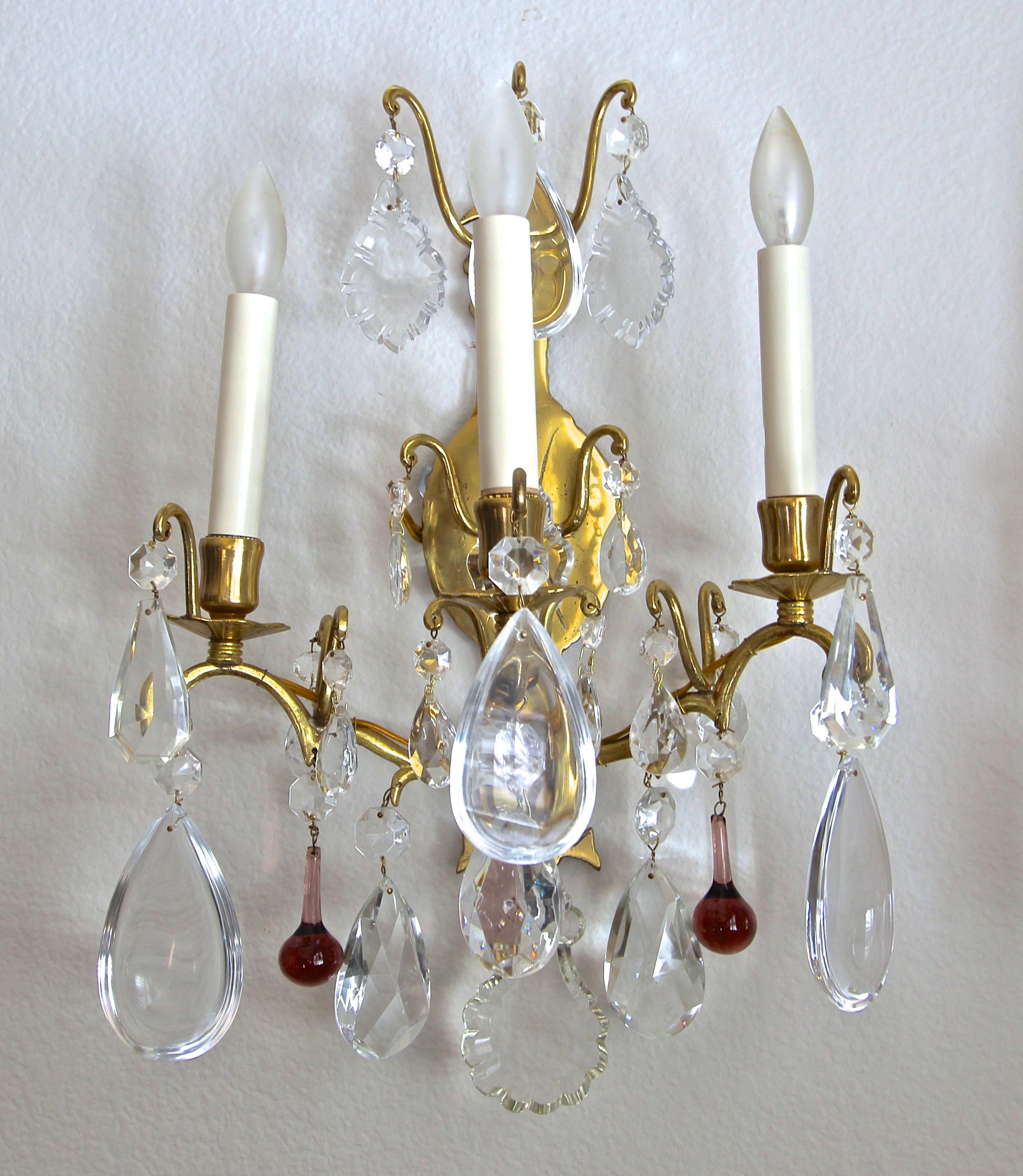 Mid-20th Century Pair of French Louis XV Style Crystal Brass Wall Light Sconces