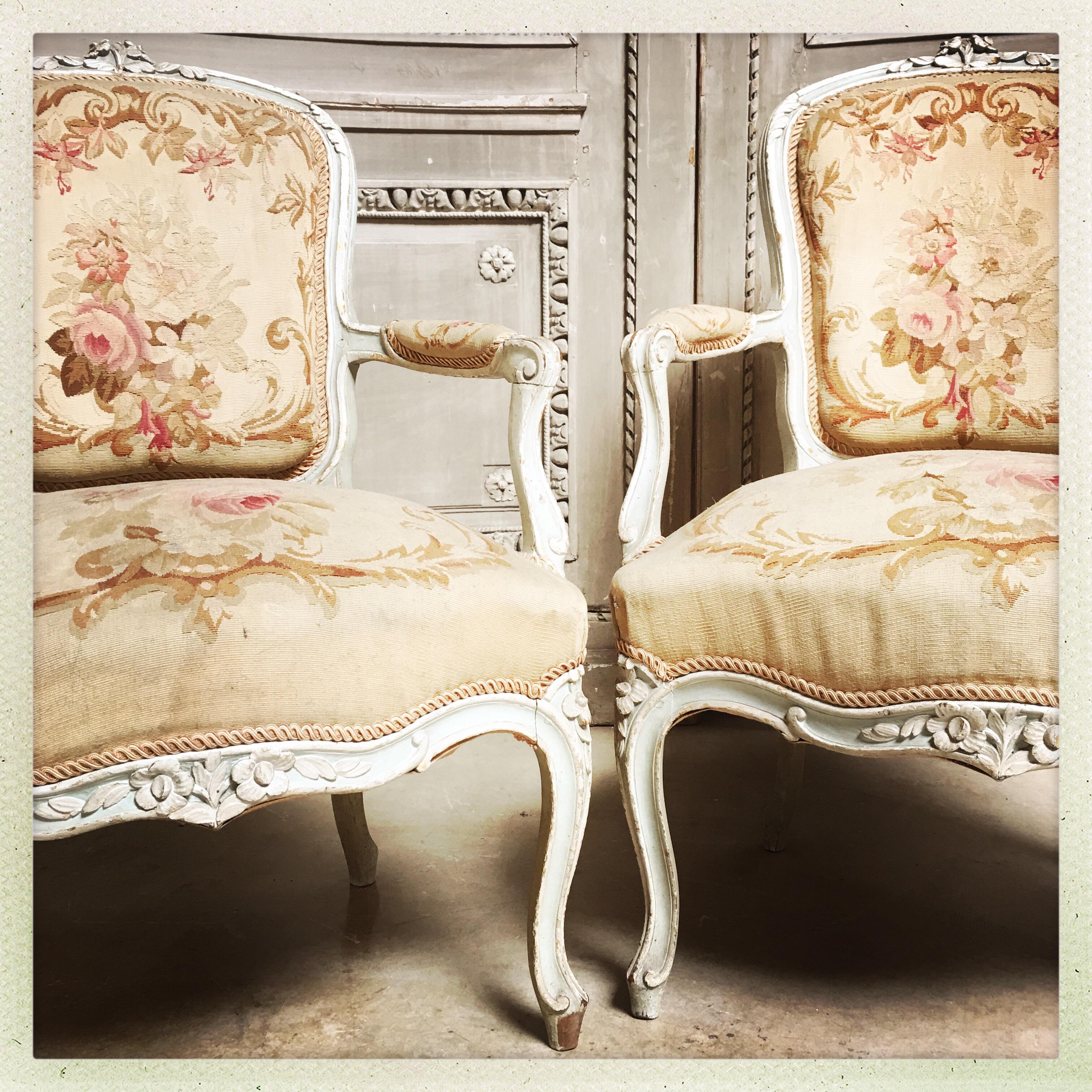 Carved Pair of French Louis XV Style Fauteuils with Aubusson Tapestry For Sale
