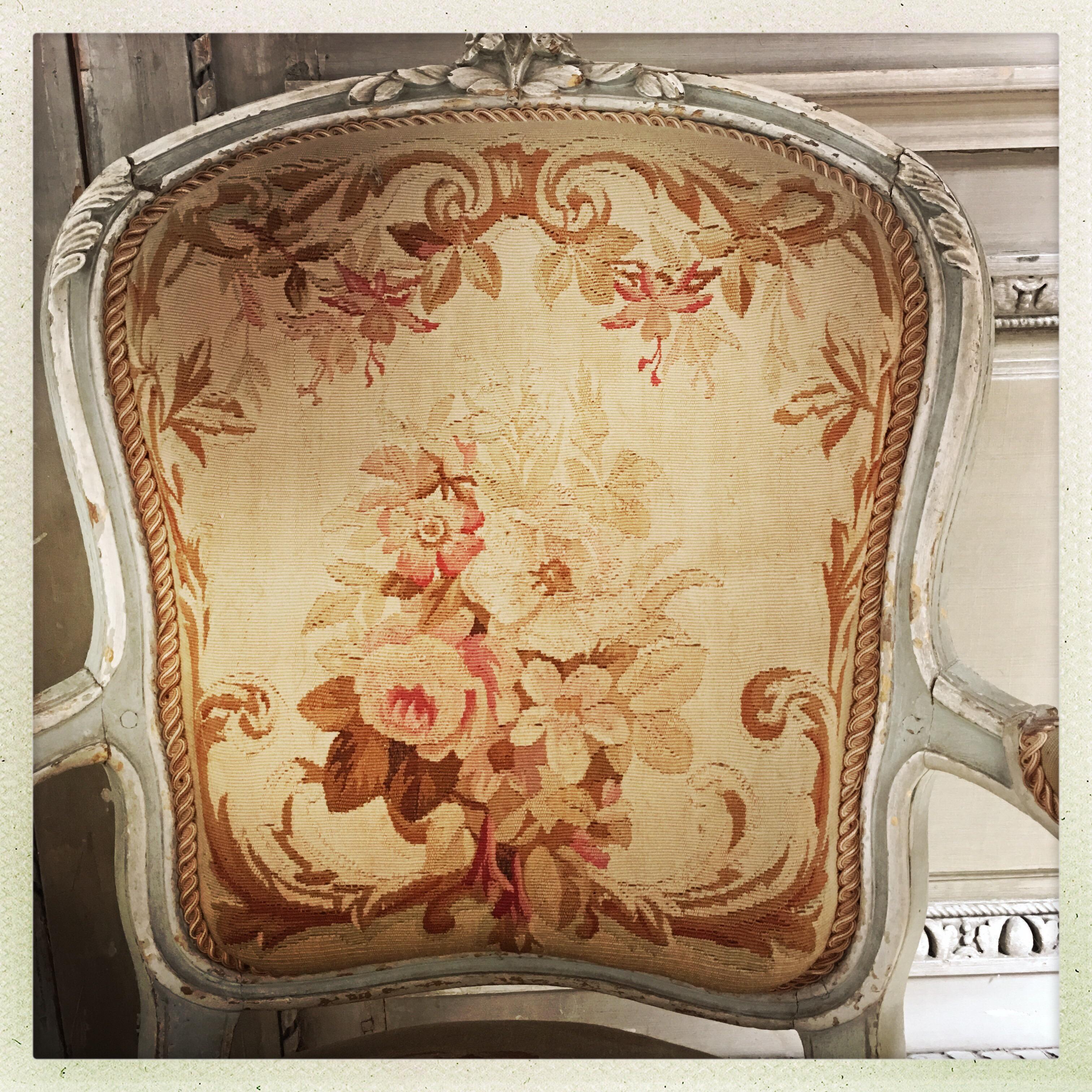 Pair of French Louis XV Style Fauteuils with Aubusson Tapestry For Sale 2