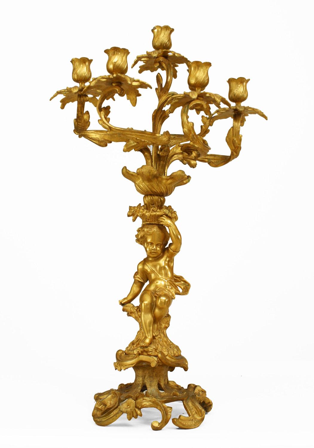 PAIRE de candélabres à 6 bras de style Louis XV (19ème siècle) en bronze doré avec cupidon (PRIX POUR LA PAIRE)