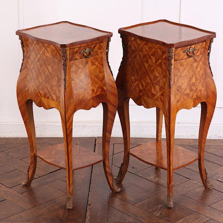 Pair of French Louis XV Style Kingwood Bombe Parquetry Nightstands  In Good Condition In Vancouver, British Columbia