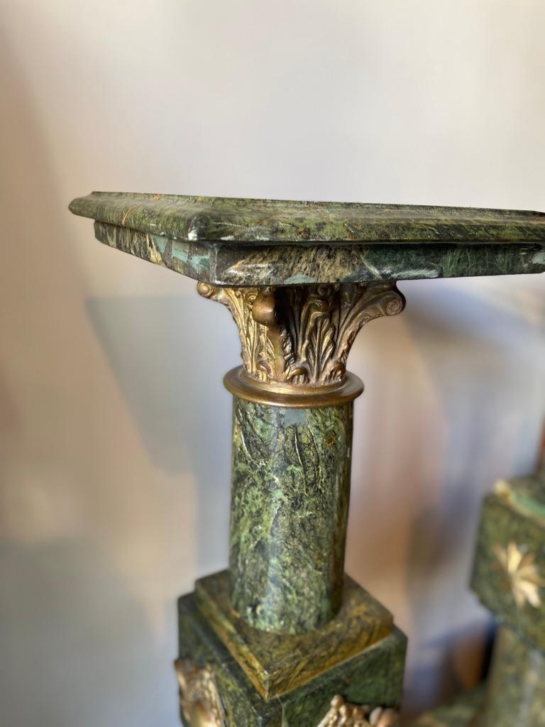 Pair of French Louis XV Style Marble Pedestals/Stands (Marmor)