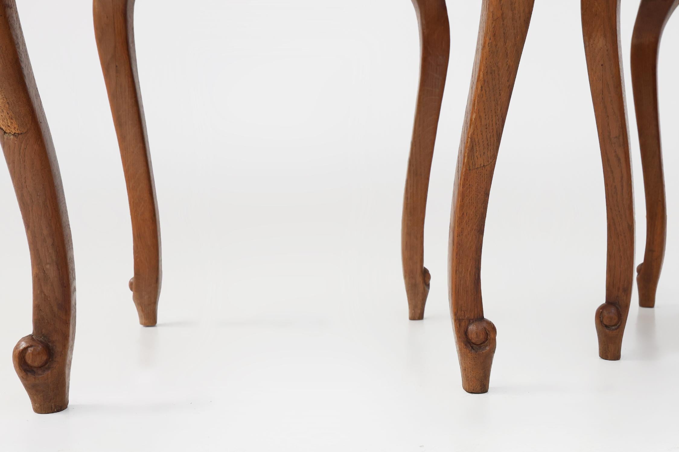 Pair of French Louis XV style nightstands in oak with Carrara marble top For Sale 5