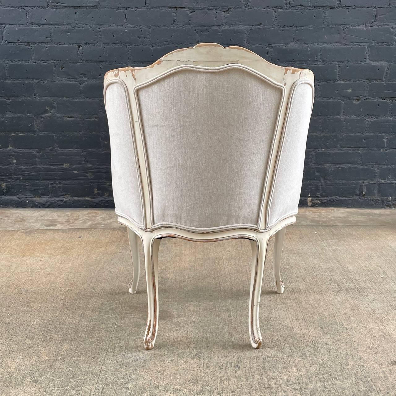 Pair of French Louis XV style Painted and Parcel-Gilt Armchairs For Sale 2