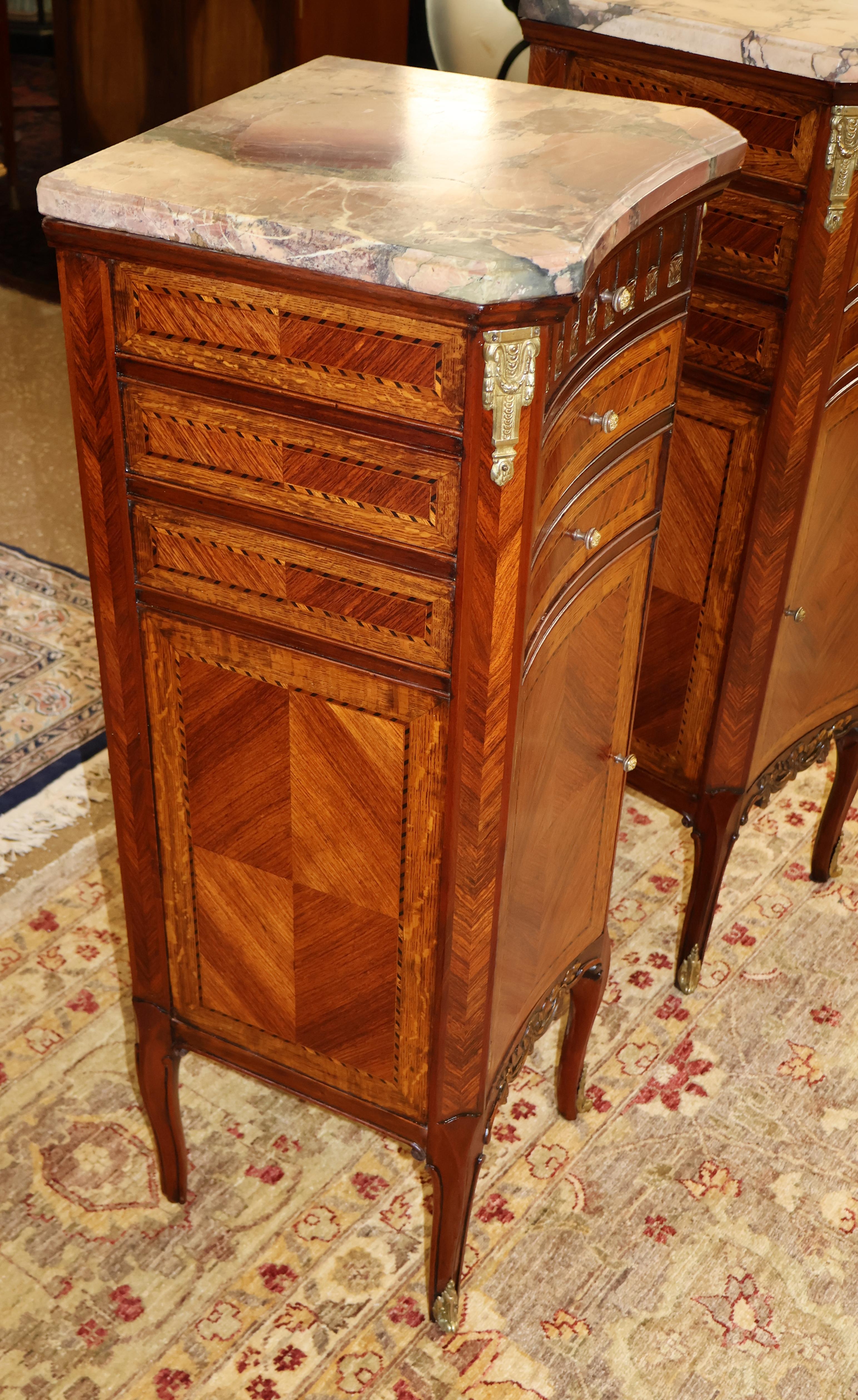 Pair of French Louis XV Style Semainier Lingerie Chest Tall Night Stands For Sale 1