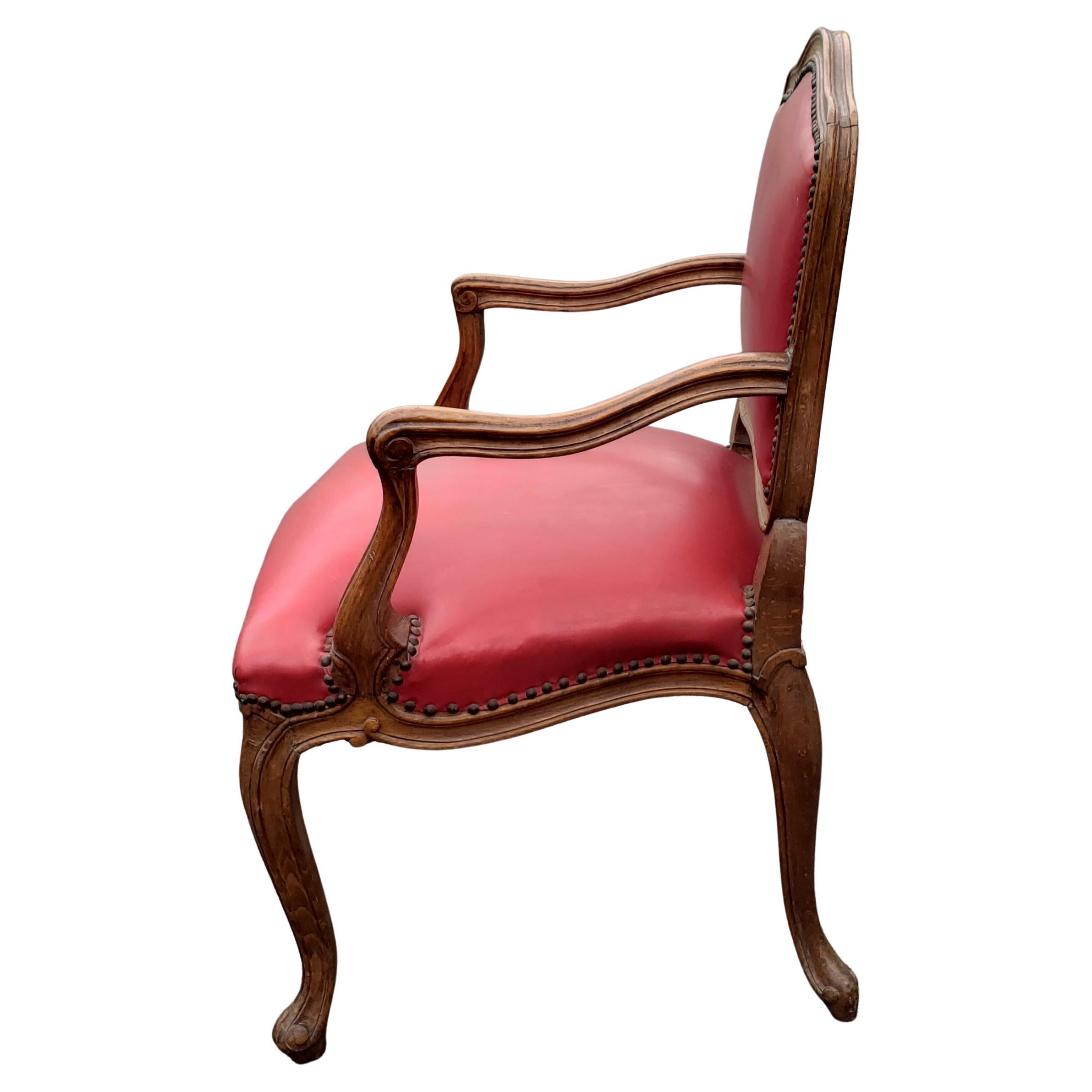 Pair of French Louis XV Style Tiger Oak and Red Leather Upholstered Fauteuils In Good Condition For Sale In Germantown, MD