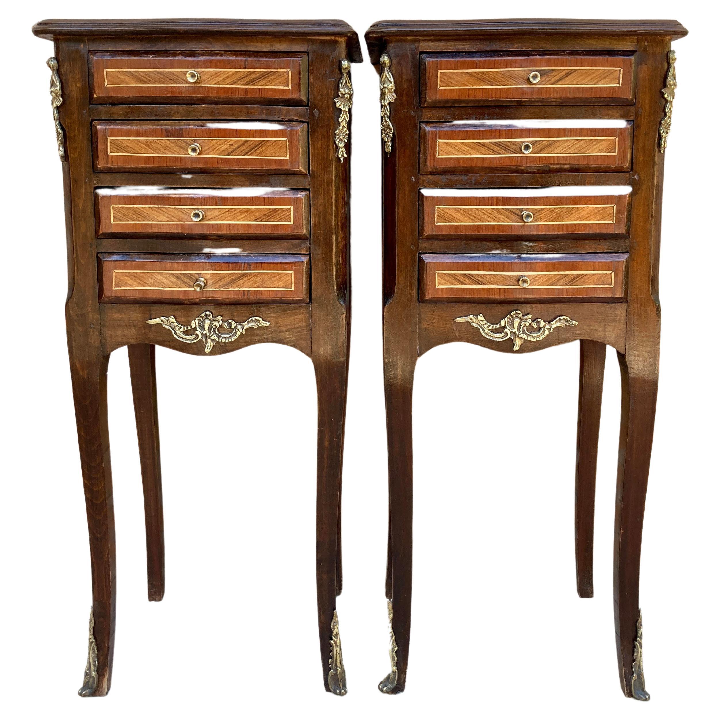 Pair of French Louis XV Style Tulipwood Veneer Bedside Tables or Nightstands