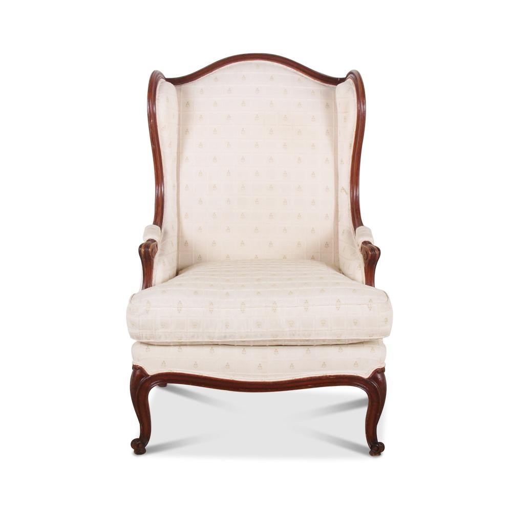 Pair of French Louis XV-Style Walnut Wingback Armchairs In Good Condition In Vancouver, British Columbia
