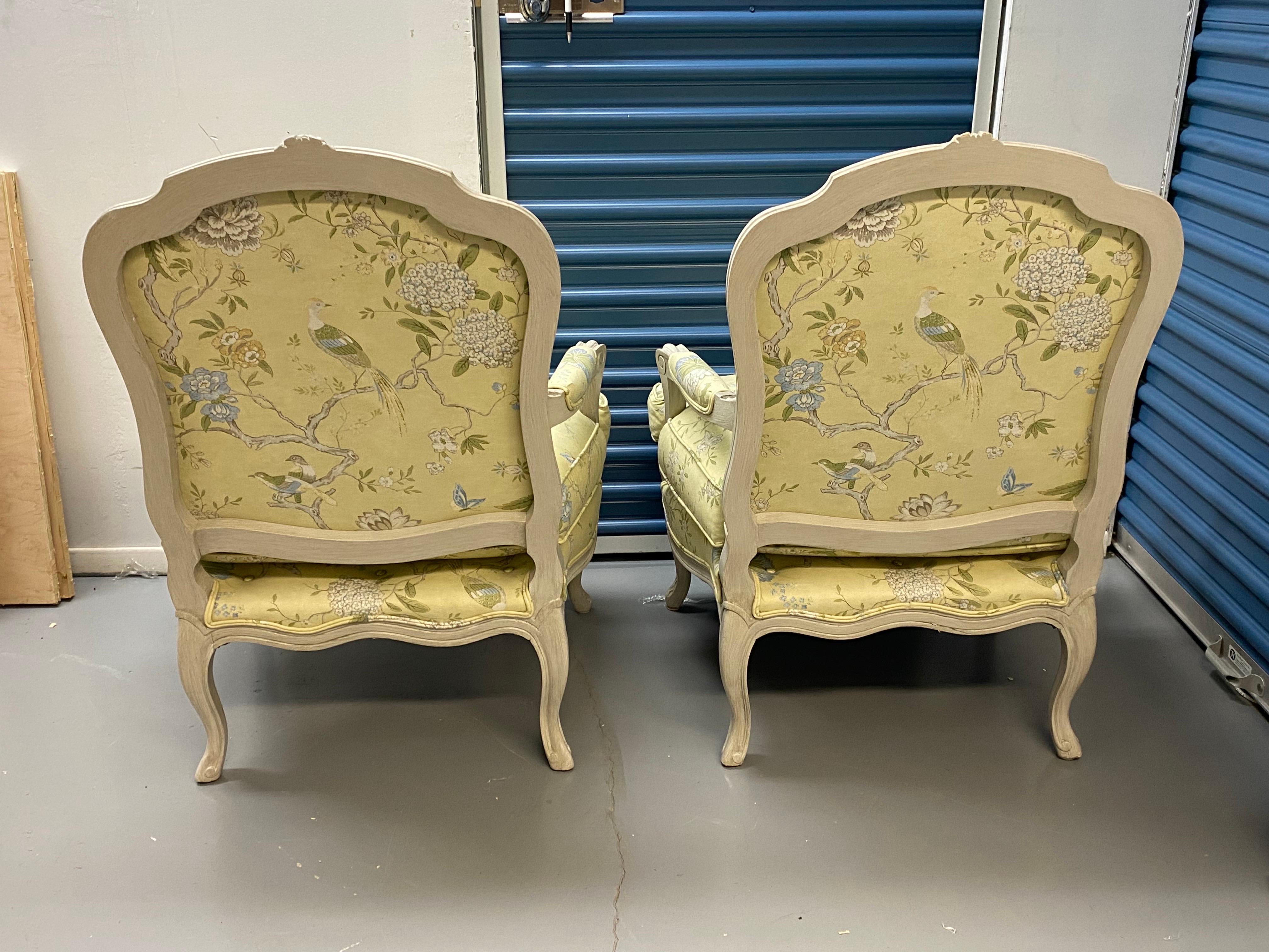 American Pair of French Louis XV Style White Painted Armchairs For Sale