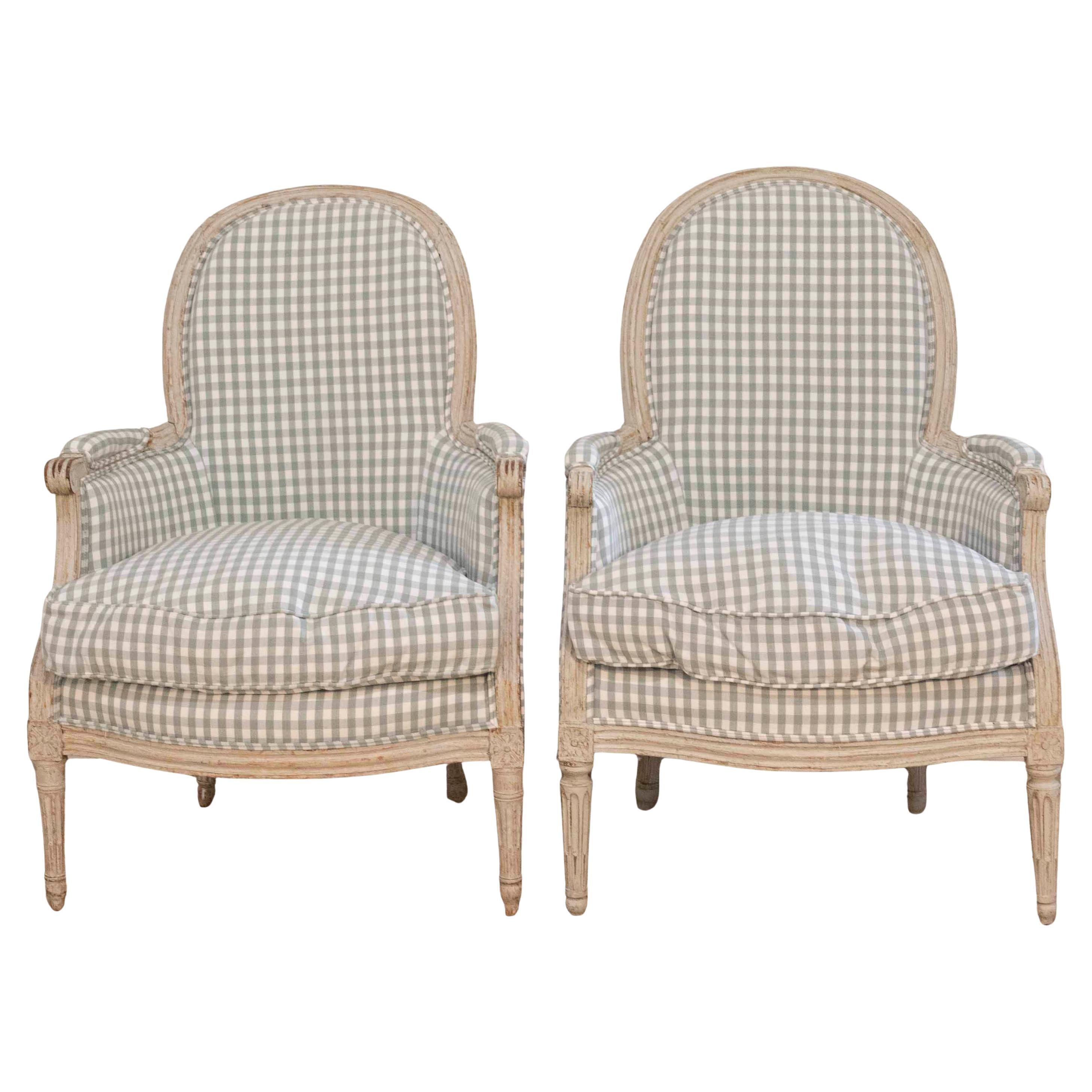 Pair of French Louis XVI Bergères, circa 1780 For Sale
