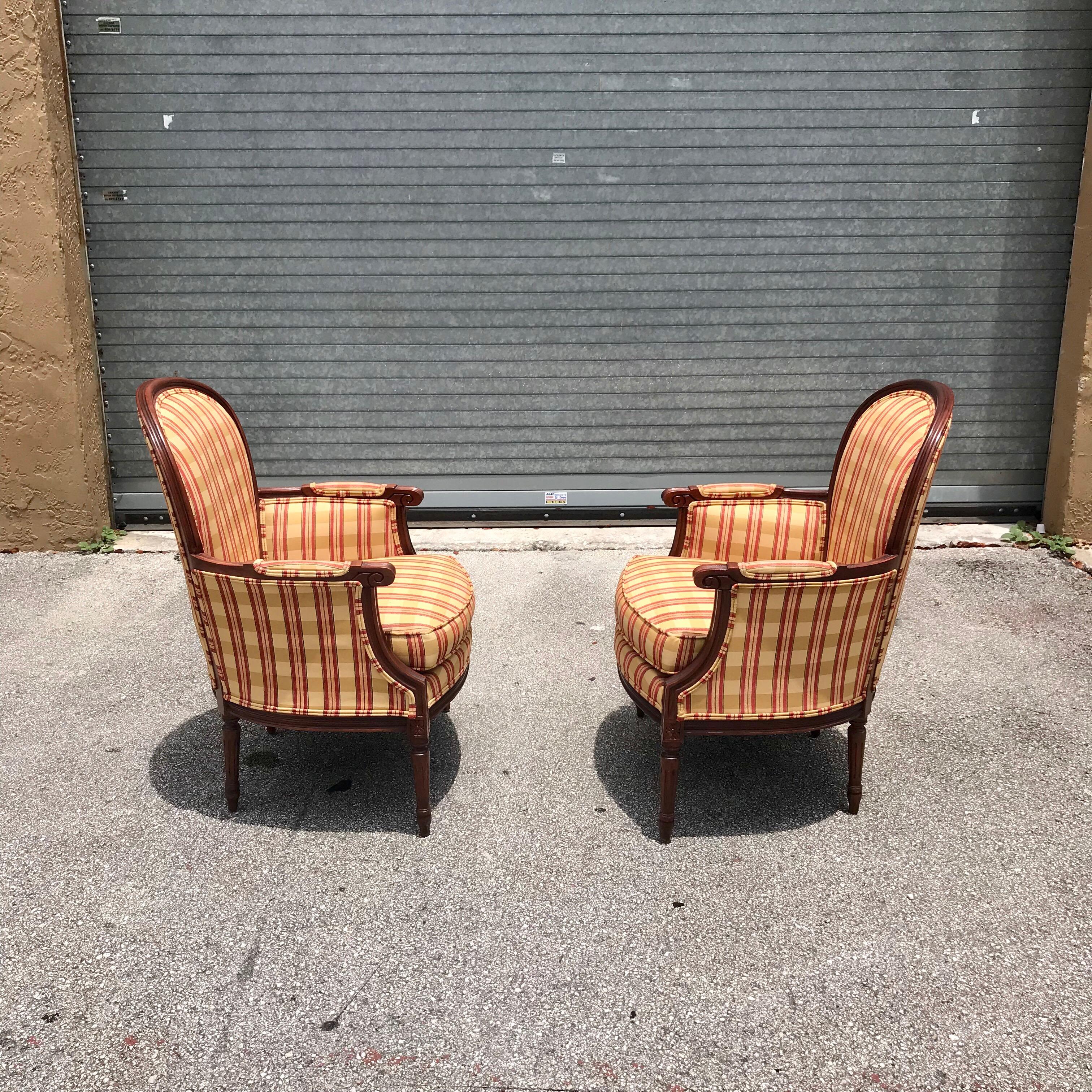 Pair of French Louis XVI Carved Mahogany Accent Chairs or Bergère Chairs, 1920s 8