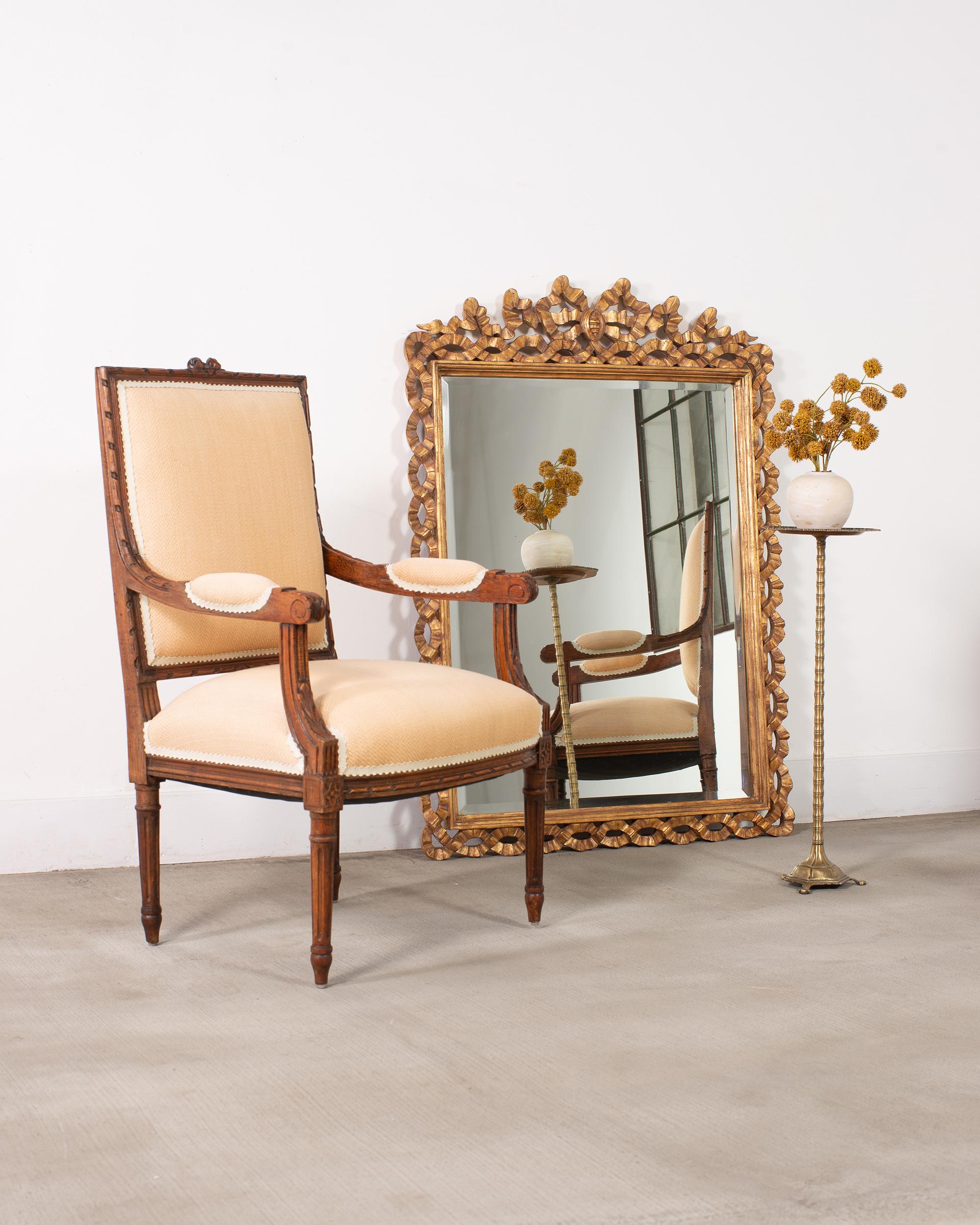 Pair of French Louis XVI Carved Walnut Fauteuil Armchairs For Sale at ...