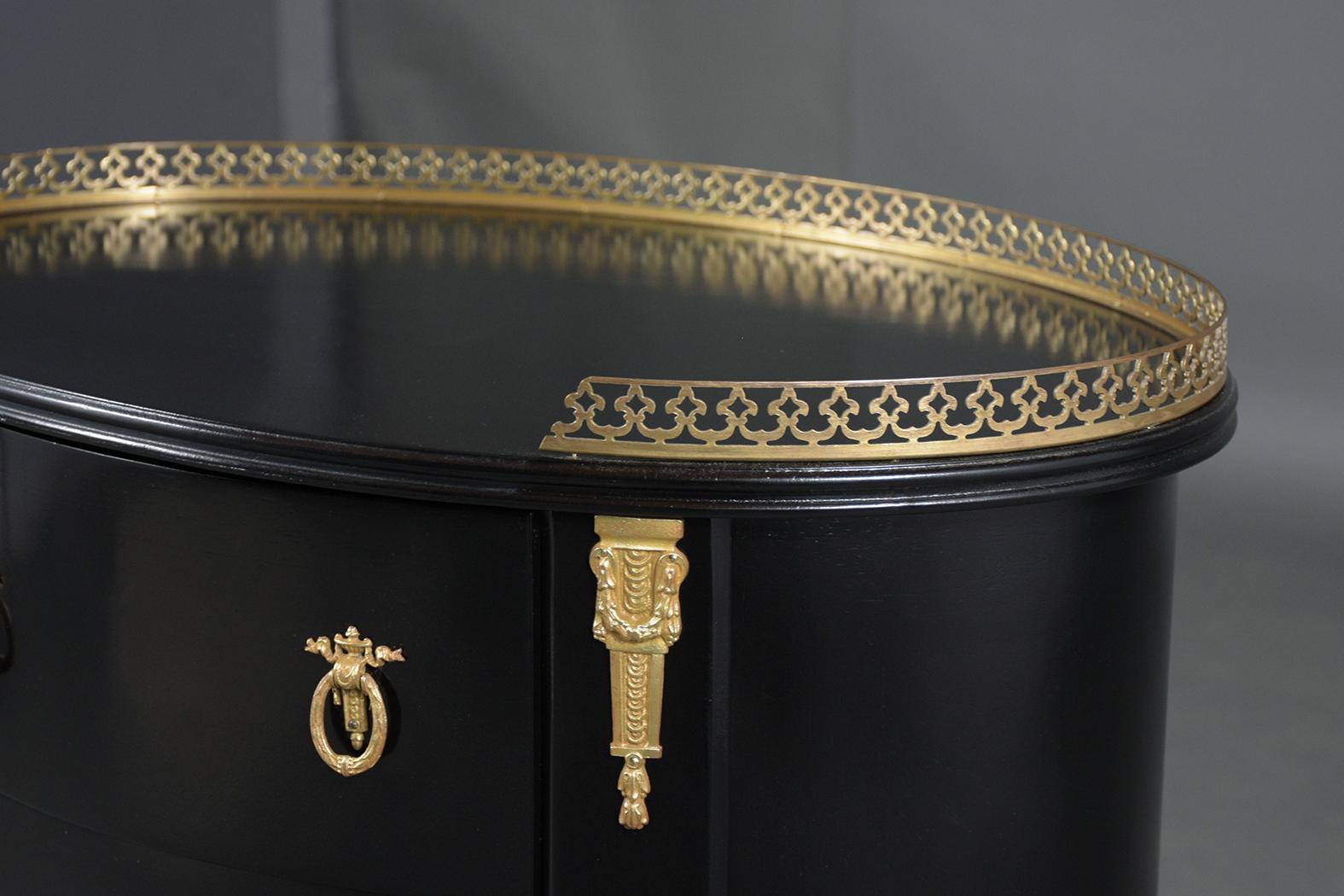 Early 20th Century Pair of French Louis XVI Commodes