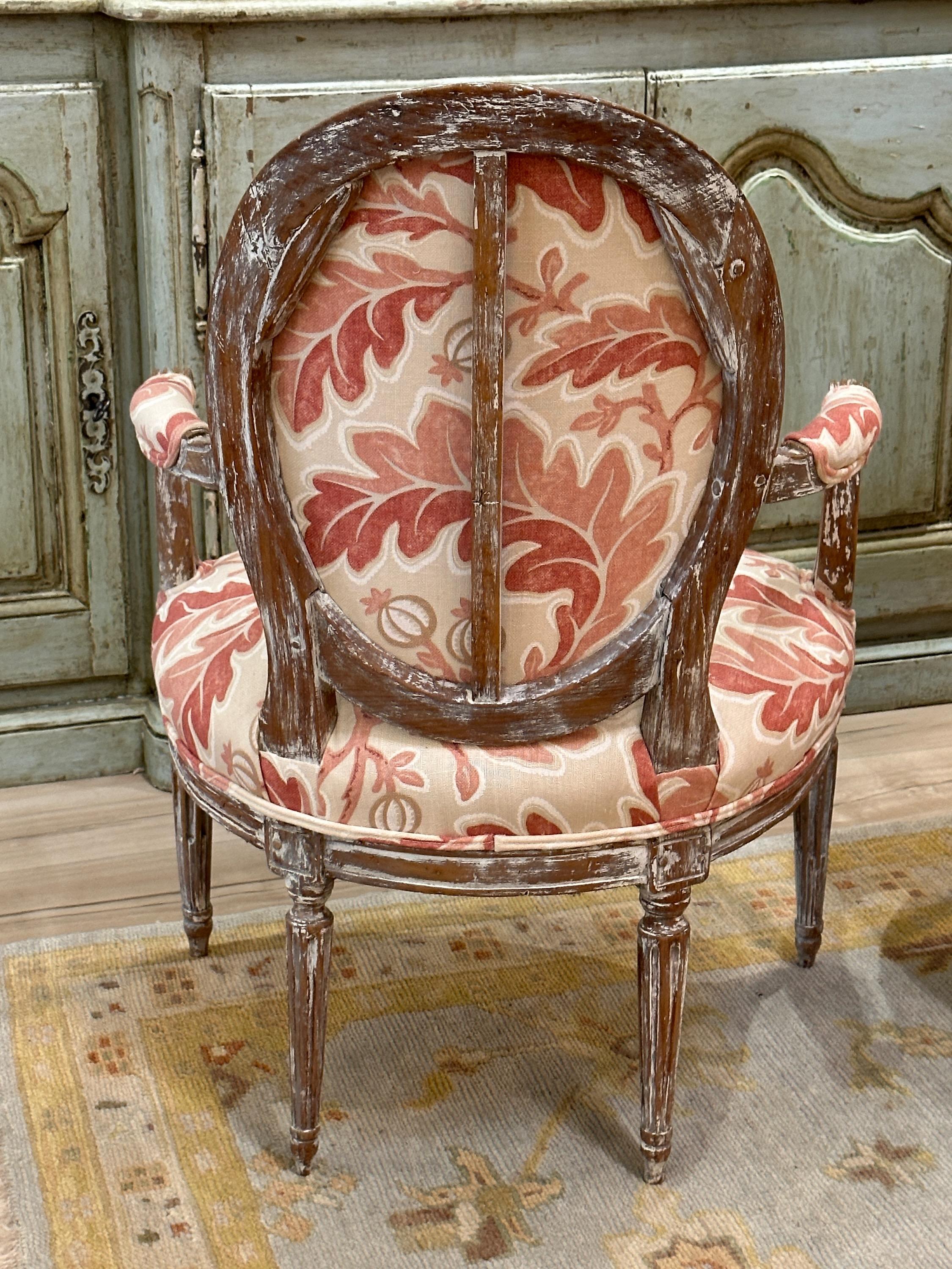 Pair of French Louis XVI Fauteuils In Good Condition In Kilmarnock, VA