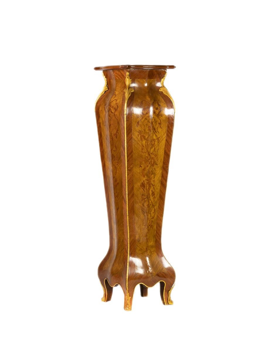 Pair Of French Louis XVI Gilt Bronze Pedestal, 19th Century For Sale 2