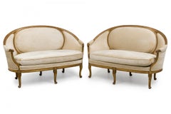Pareja de Canapés / Sillones Franceses Luis XVI Giltwood Beige Tapizados