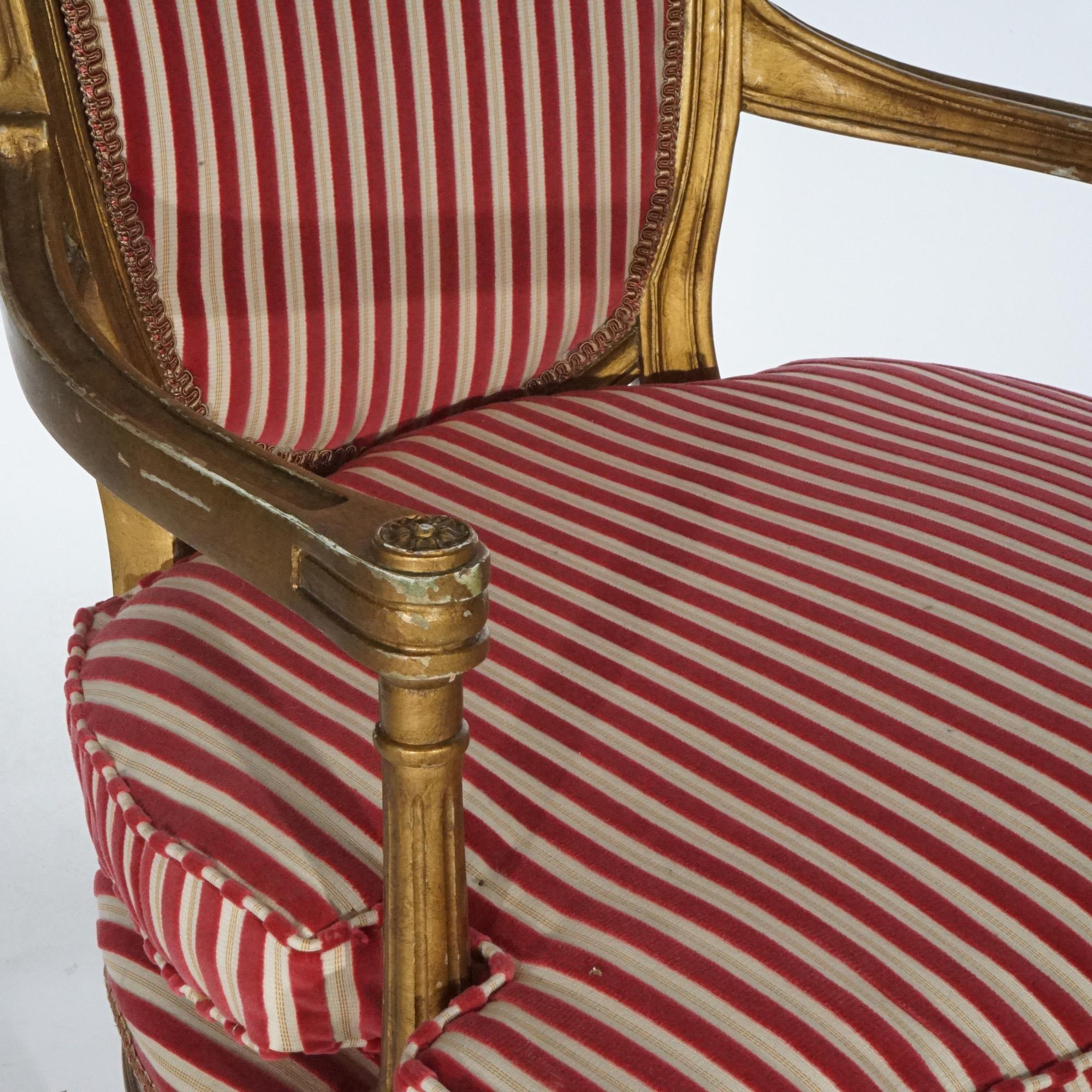 Paar französische Louis-XVI-Sessel aus vergoldetem Holz, gepolstert, 20. Jahrhundert im Angebot 6