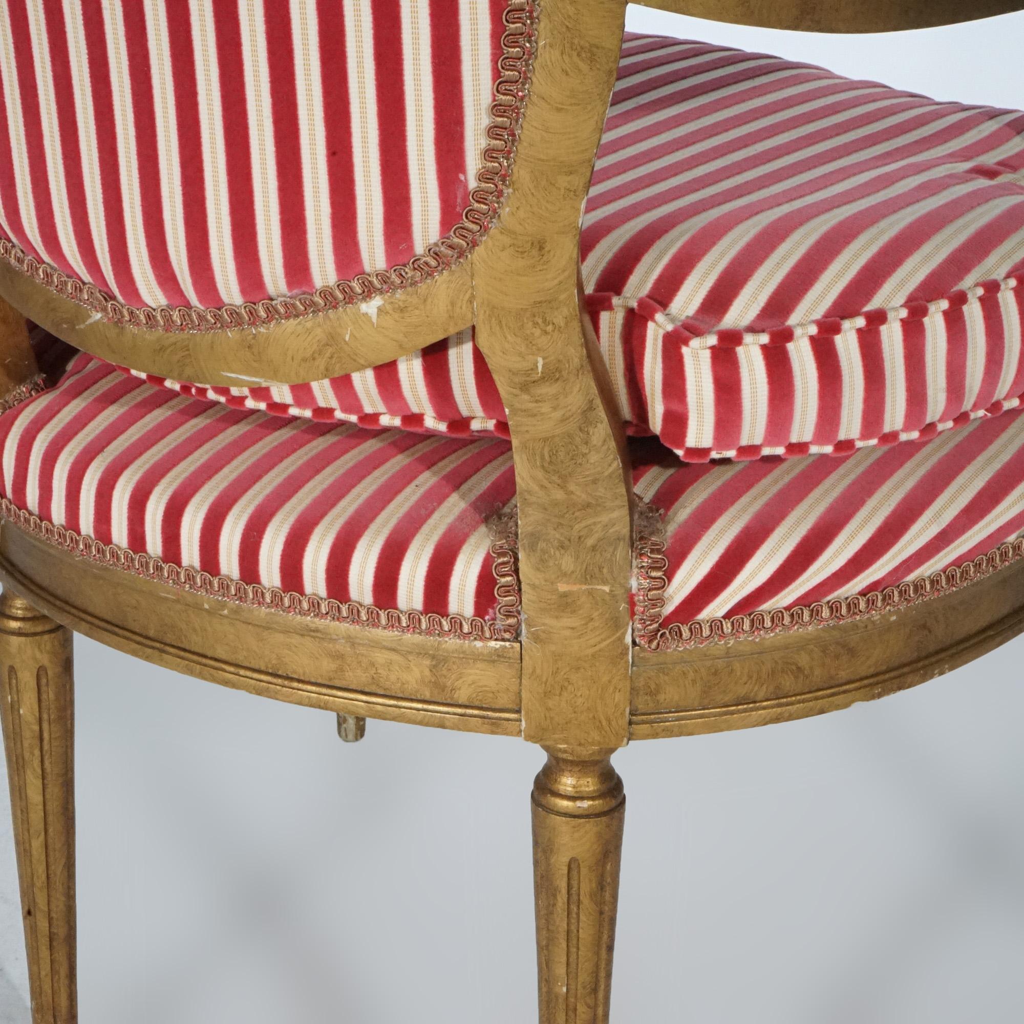 Paar französische Louis-XVI-Sessel aus vergoldetem Holz, gepolstert, 20. Jahrhundert im Angebot 9