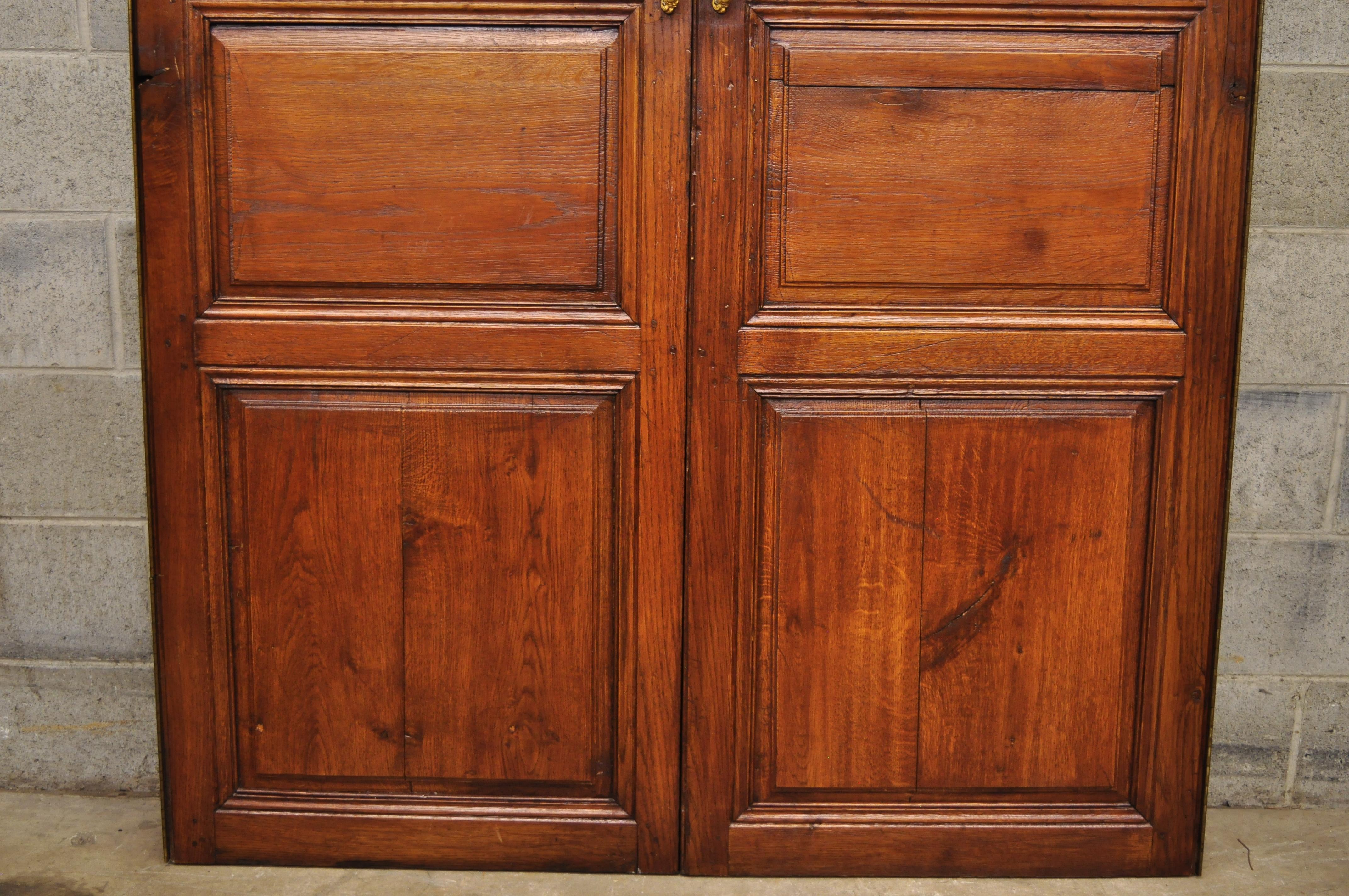 Pair of French Louis XVI Oak Interior Double Doors with Bronze Rococo Door Knobs 5