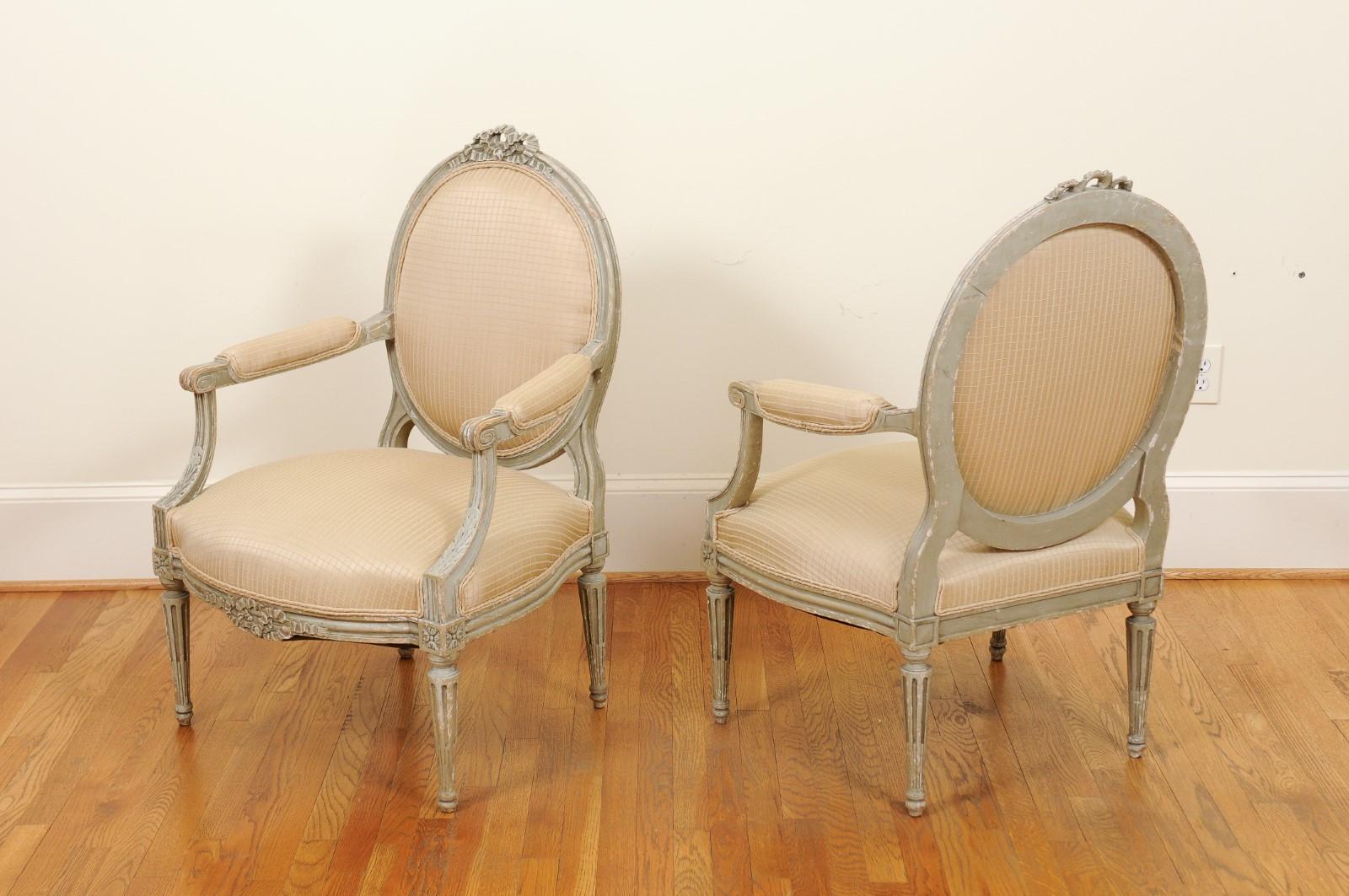 Pair of French Louis XVI Style 1850s Oval Back Armchairs with Carved Ribbons 8