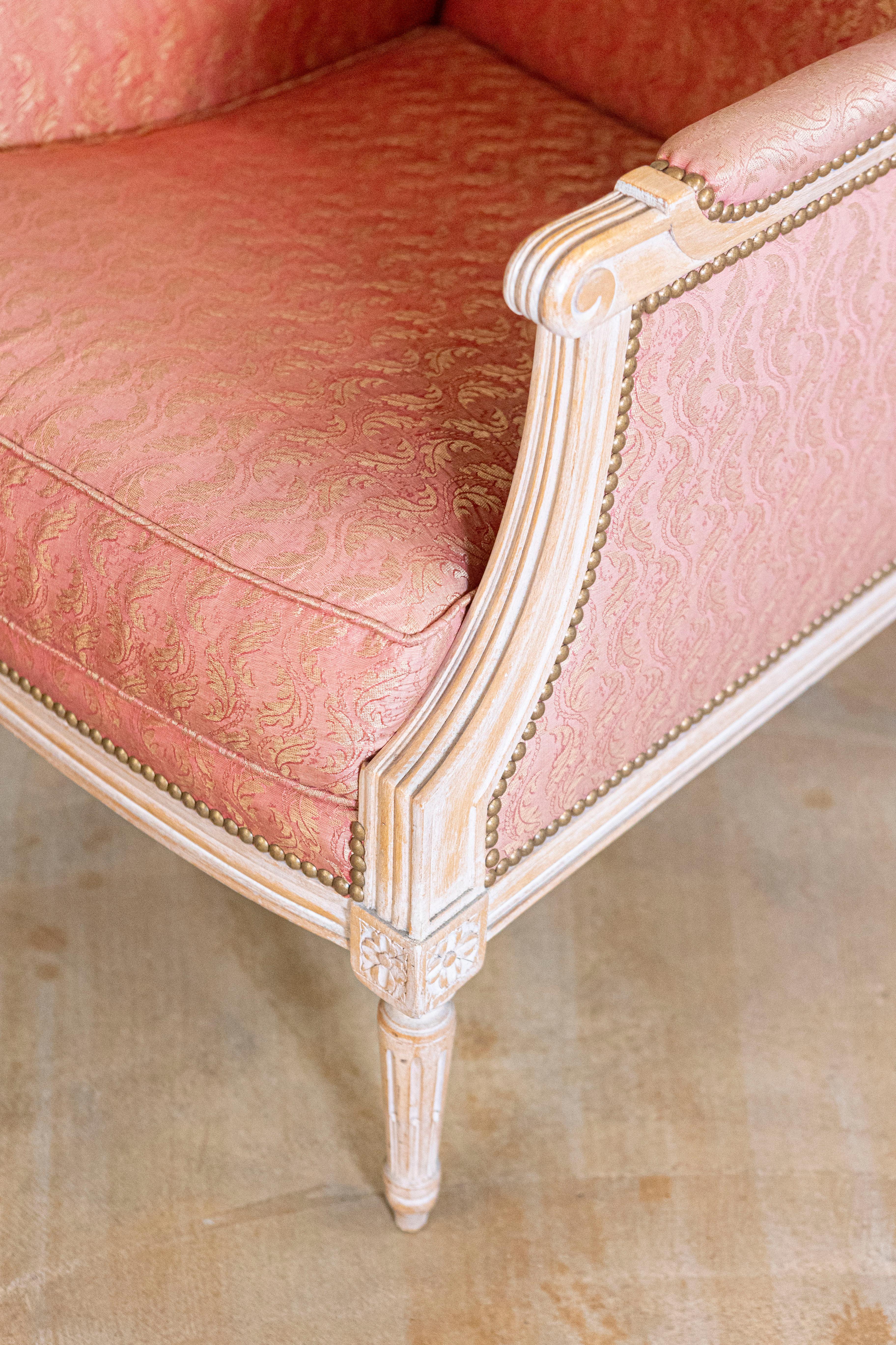 Pair of French Louis XVI Style 1900s Painted Bergères Chairs with Upholstery For Sale 4