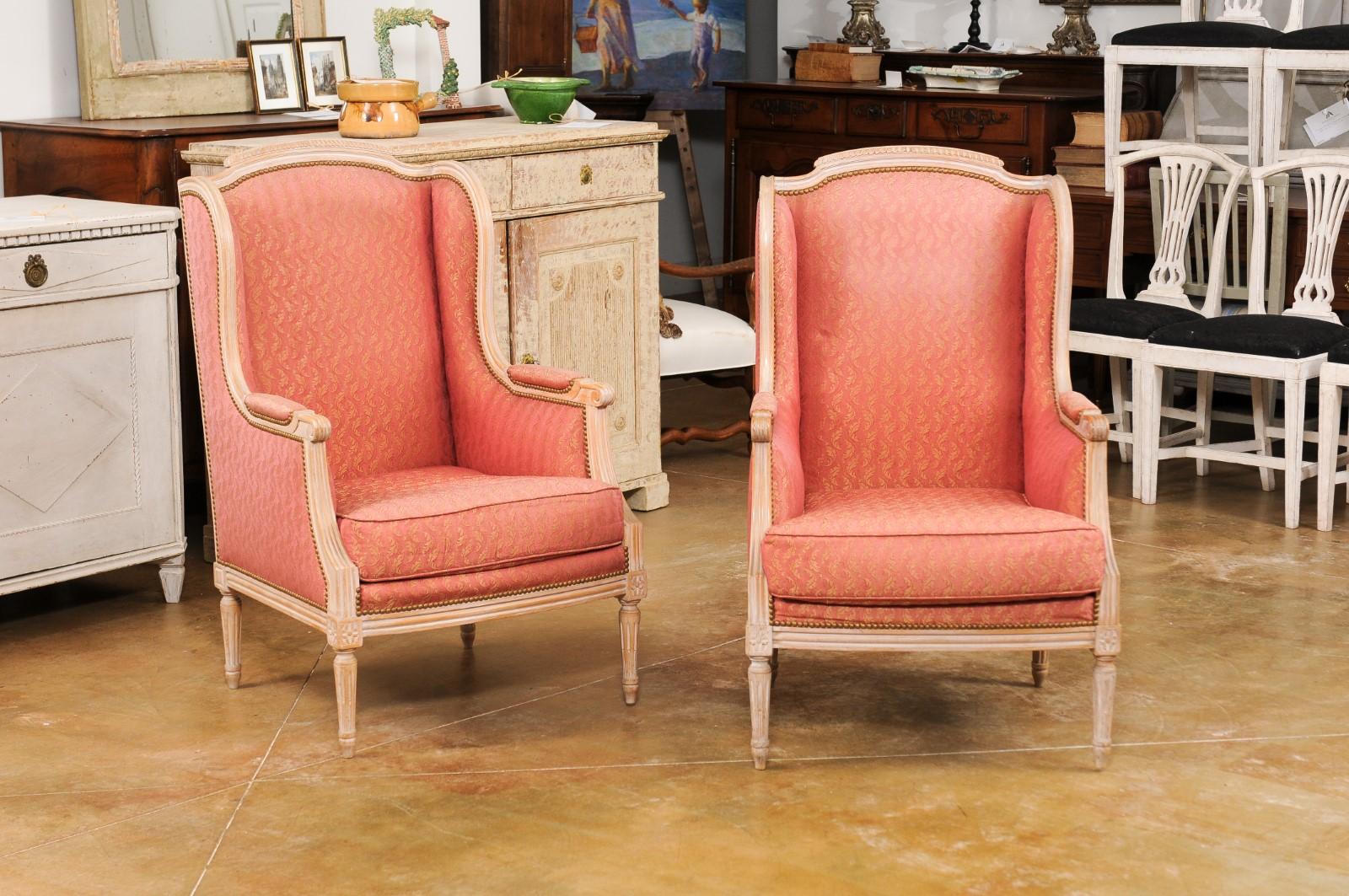 Pair of French Louis XVI Style 1900s Painted Bergères Chairs with Upholstery For Sale 6