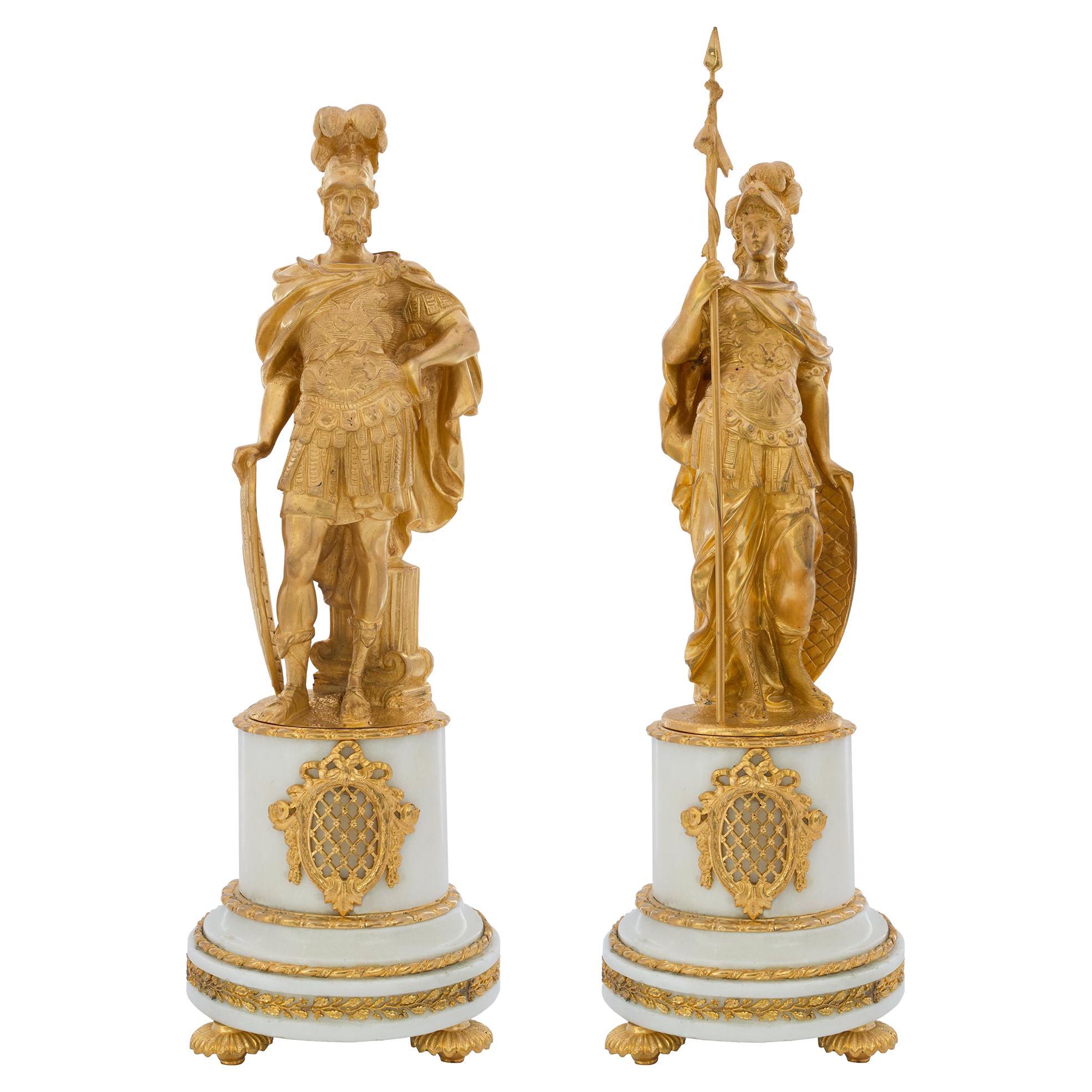 Coppia di statue francesi del XIX secolo in stile Luigi XVI raffiguranti Marte e Minerva