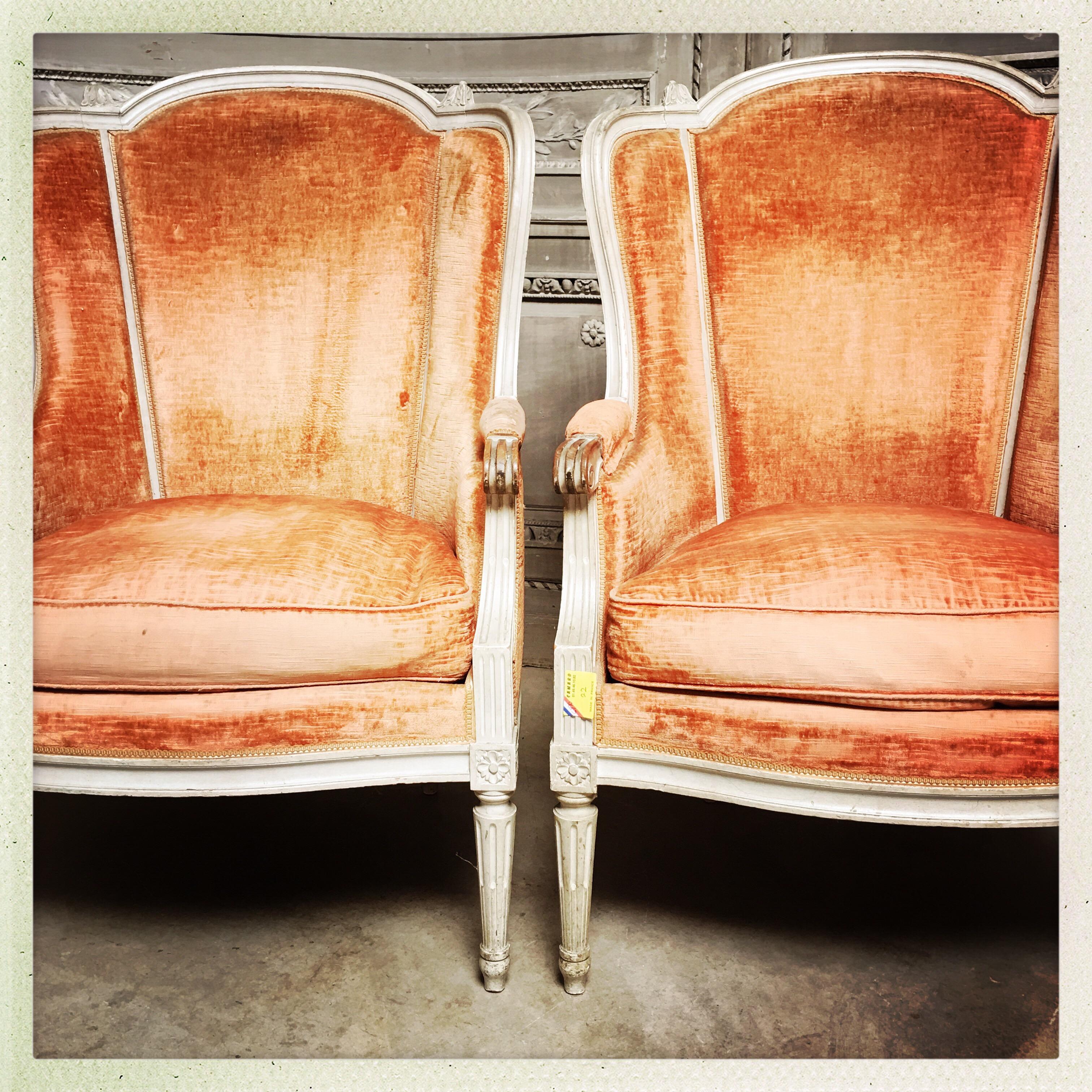 Pair of French Louis XVI Style Bergeres with a Gray Painted Finish In Good Condition In Dallas, TX