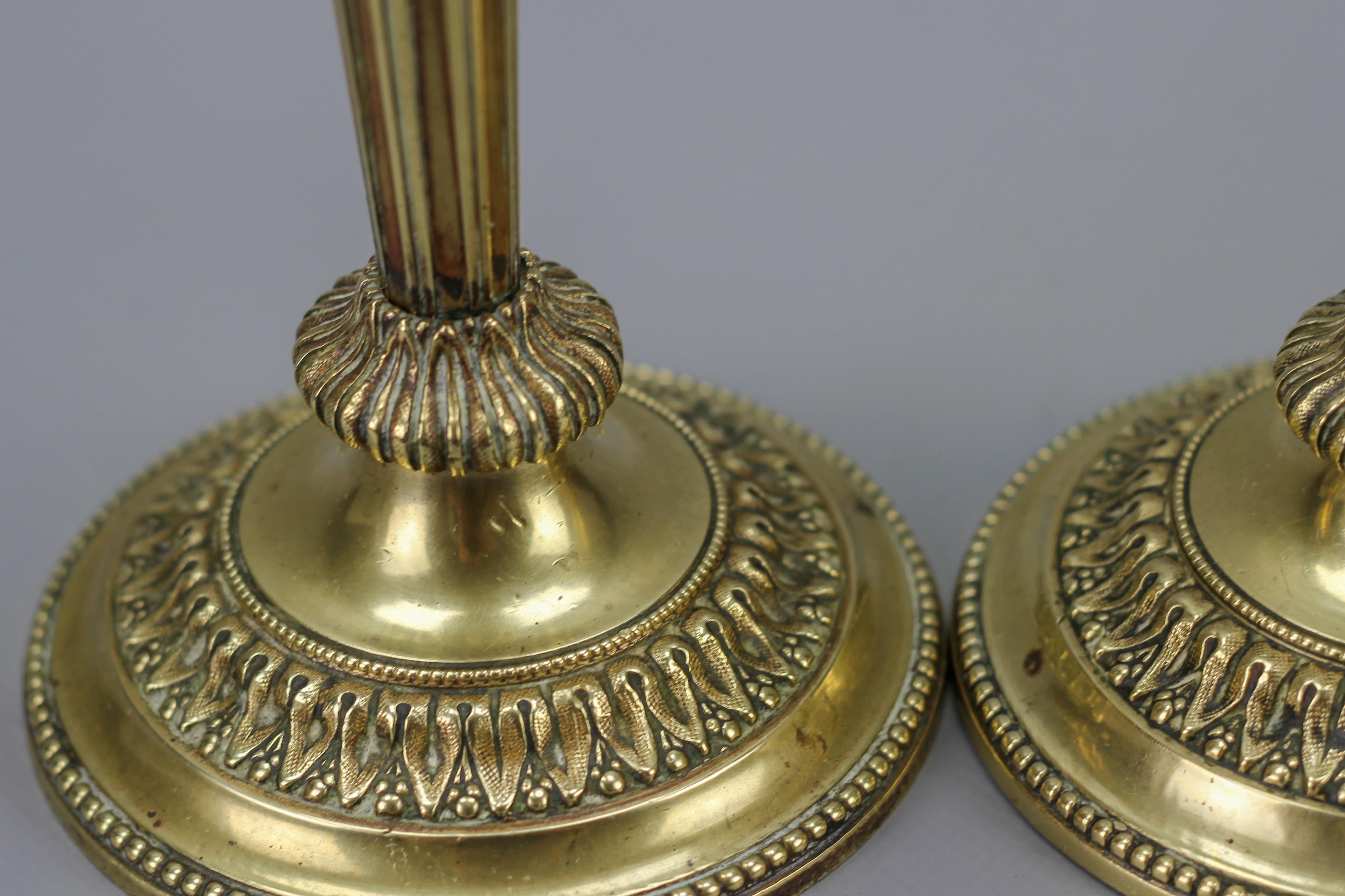 Early 20th Century Pair of French Louis XVI Style Brass Candlesticks, 1920s For Sale