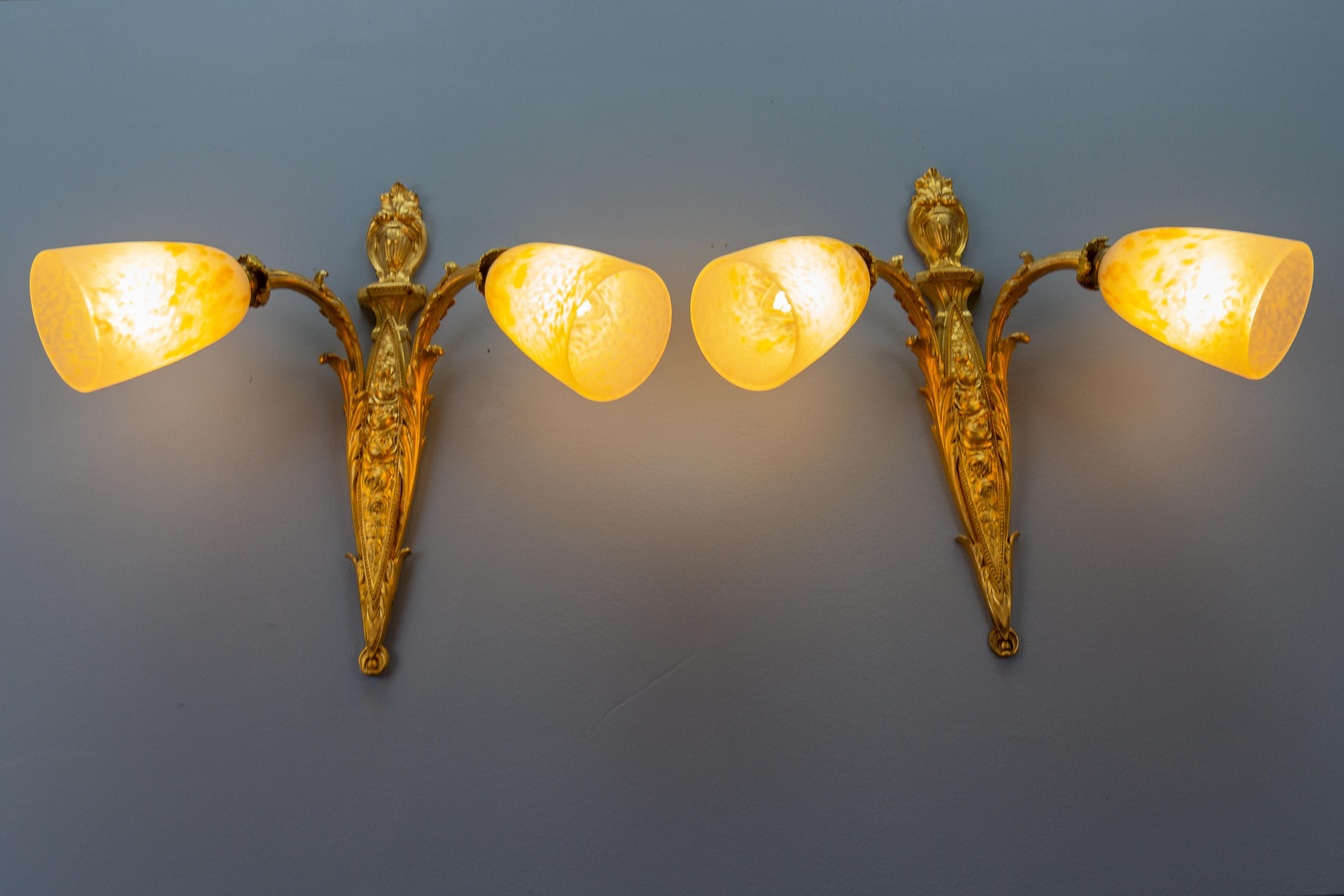 Pair of French Louis XVI Style Bronze and Glass Twin Arm Sconces, ca 1910 In Good Condition For Sale In Barntrup, DE