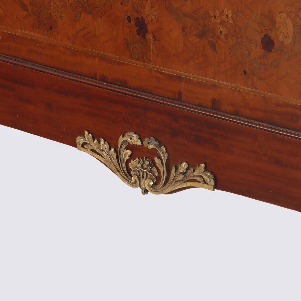 Pair of French Louis XVI style bronze mounted twin beds C 1920. For Sale 1