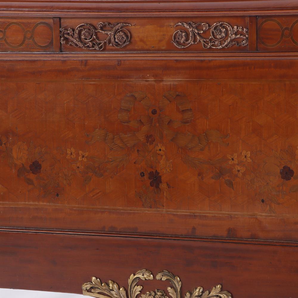 Pair of French Louis XVI style bronze mounted twin beds C 1920. For Sale 3