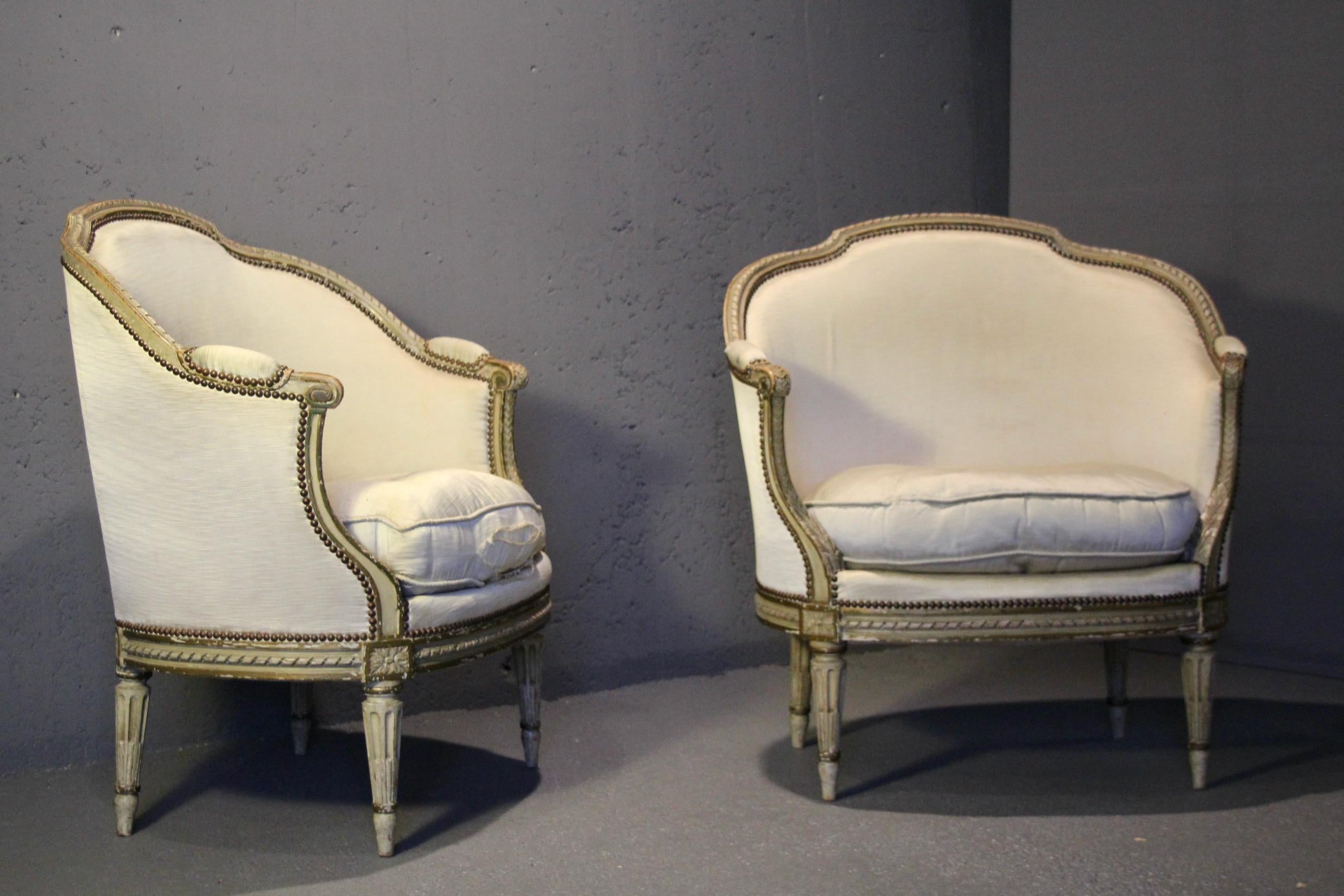 Pair of French Louis XVI Style Chauffeuse In Fair Condition For Sale In grand Lancy, CH
