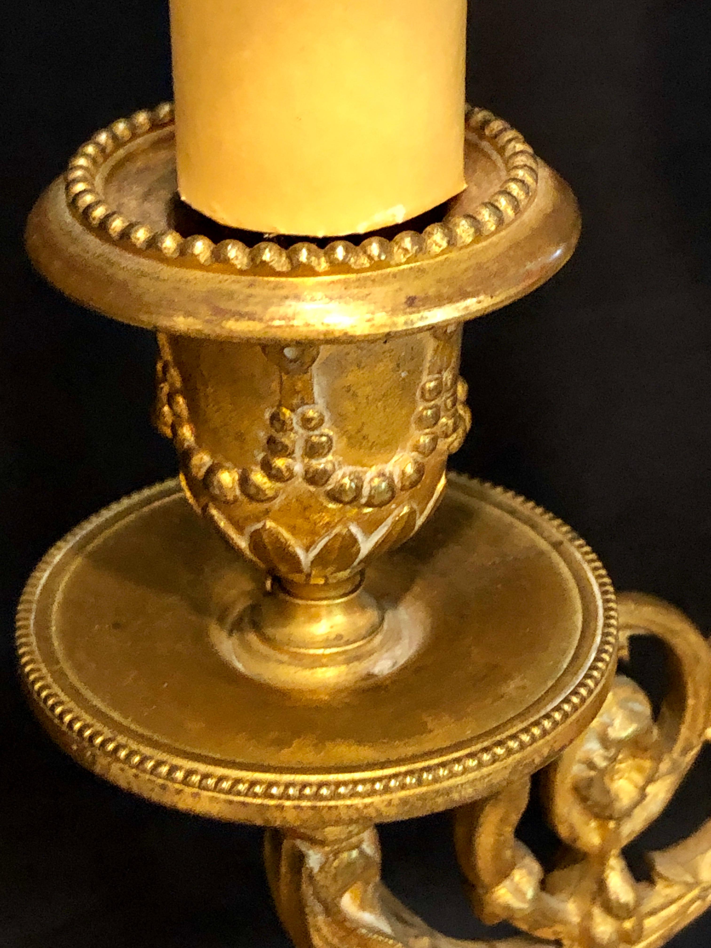 Paire de candélabres ou lampes de bureau de style Louis XVI en bronze doré et marbre en vente 1